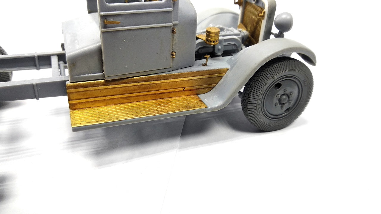 MD035602 Microdesign 1:35 Photo-etch set for ZiS-6 Cab (ARK)