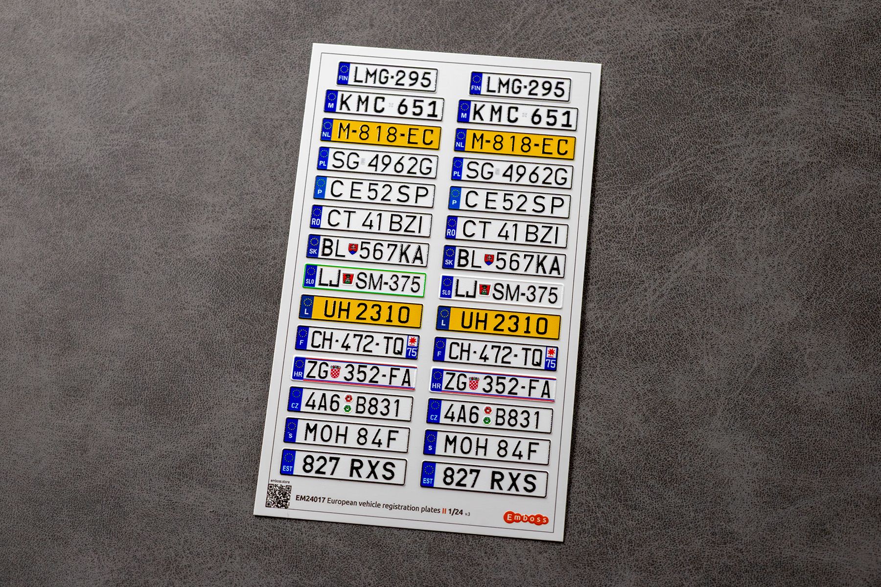 EU vehicle registration plates 2 1/24 (3D decal)