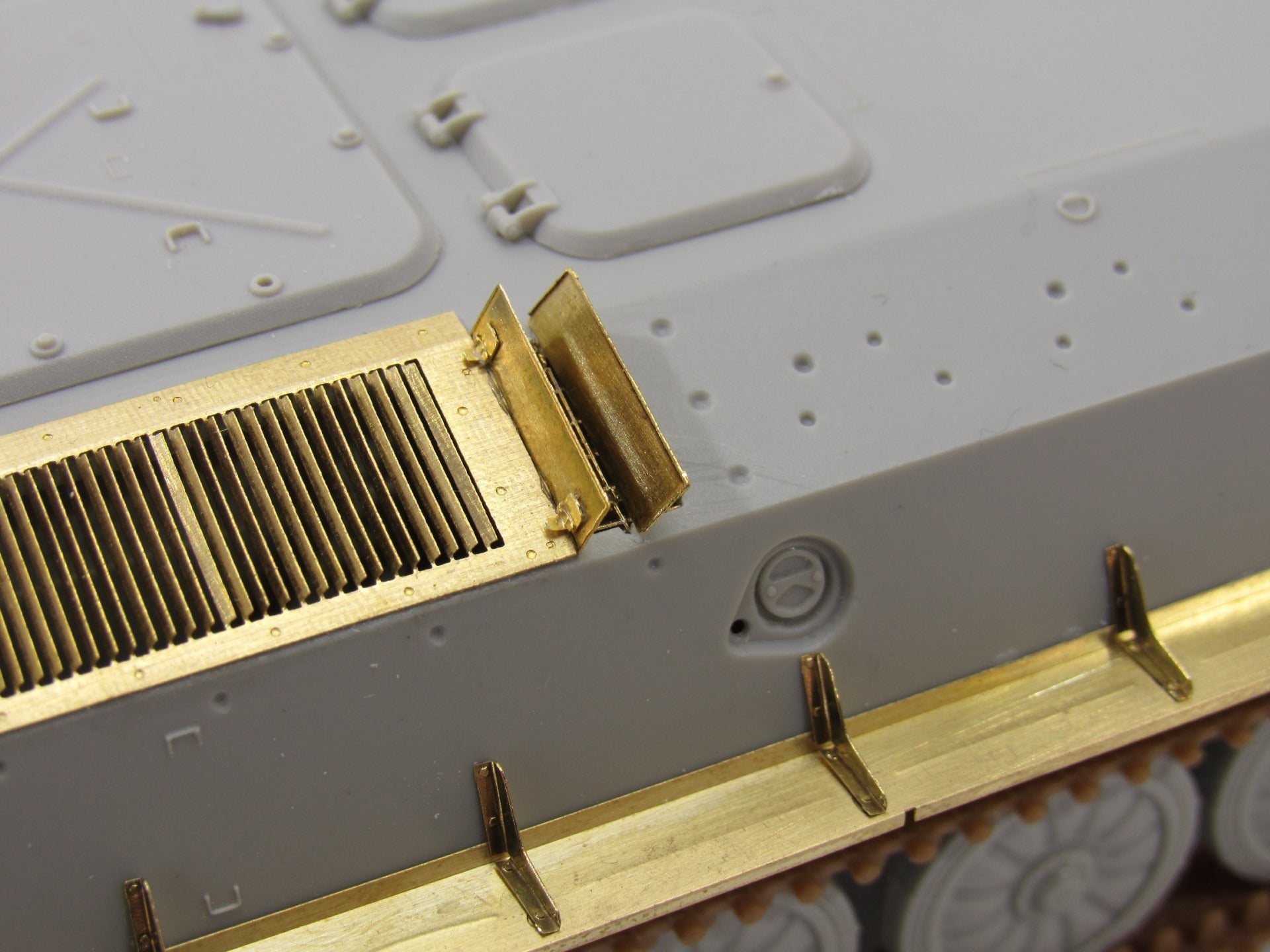 MD035552 Microdesign MT - LB Louvers Photo - Etch Set 1/35 for Trumpeter - imodeller.store