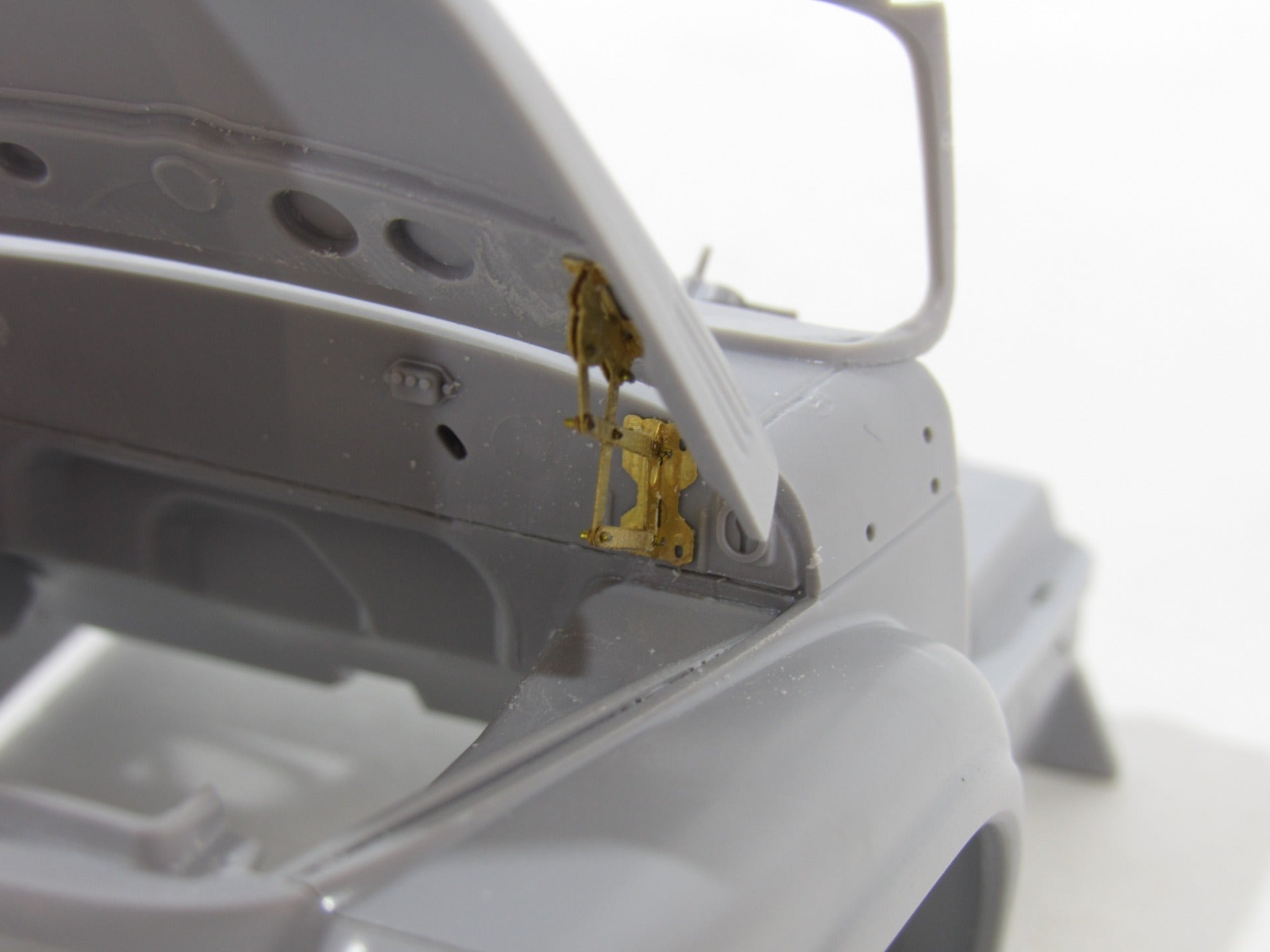 MD035571 Microdesign ZIL - 130 MMZ - 555 Dump Truck Photo - Etch Set 1/35 (AVD) - imodeller.store