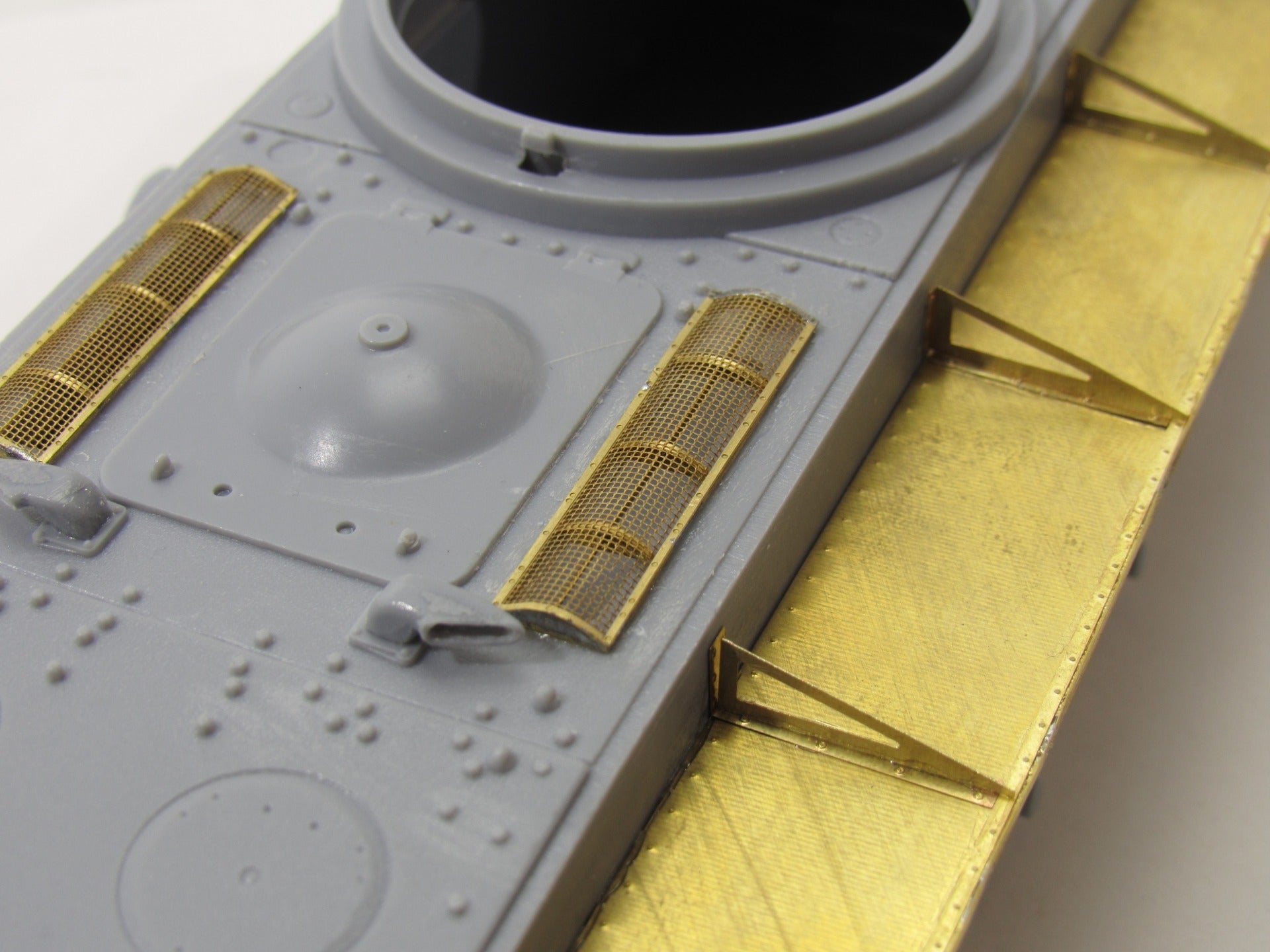 MD035585 Microdesign KV Tank Engine Deck Grilles Photo - Etch Set 1/35 - imodeller.store
