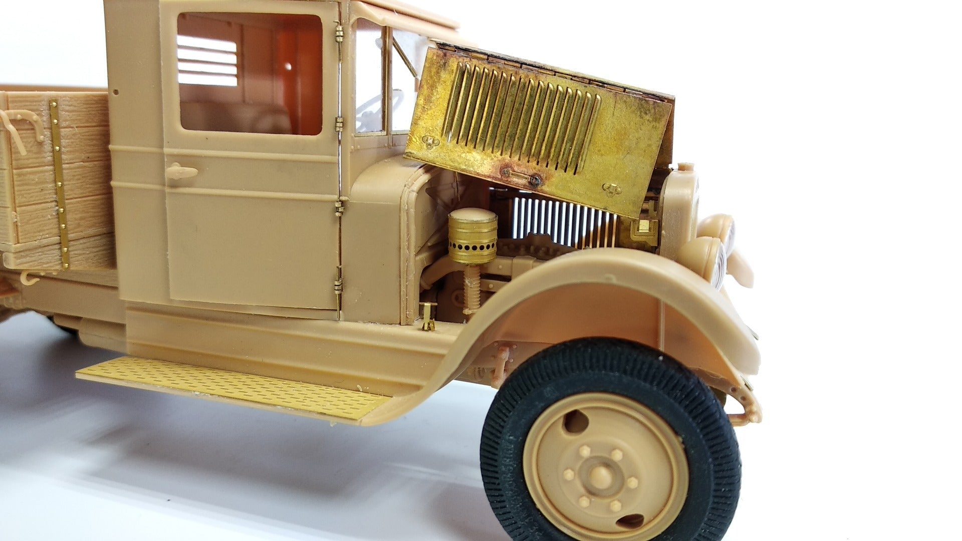 MD035631 Microdesign ZiS - 5 Hood Photo - Etch Set 1/35 for Hobby Boss - imodeller.store