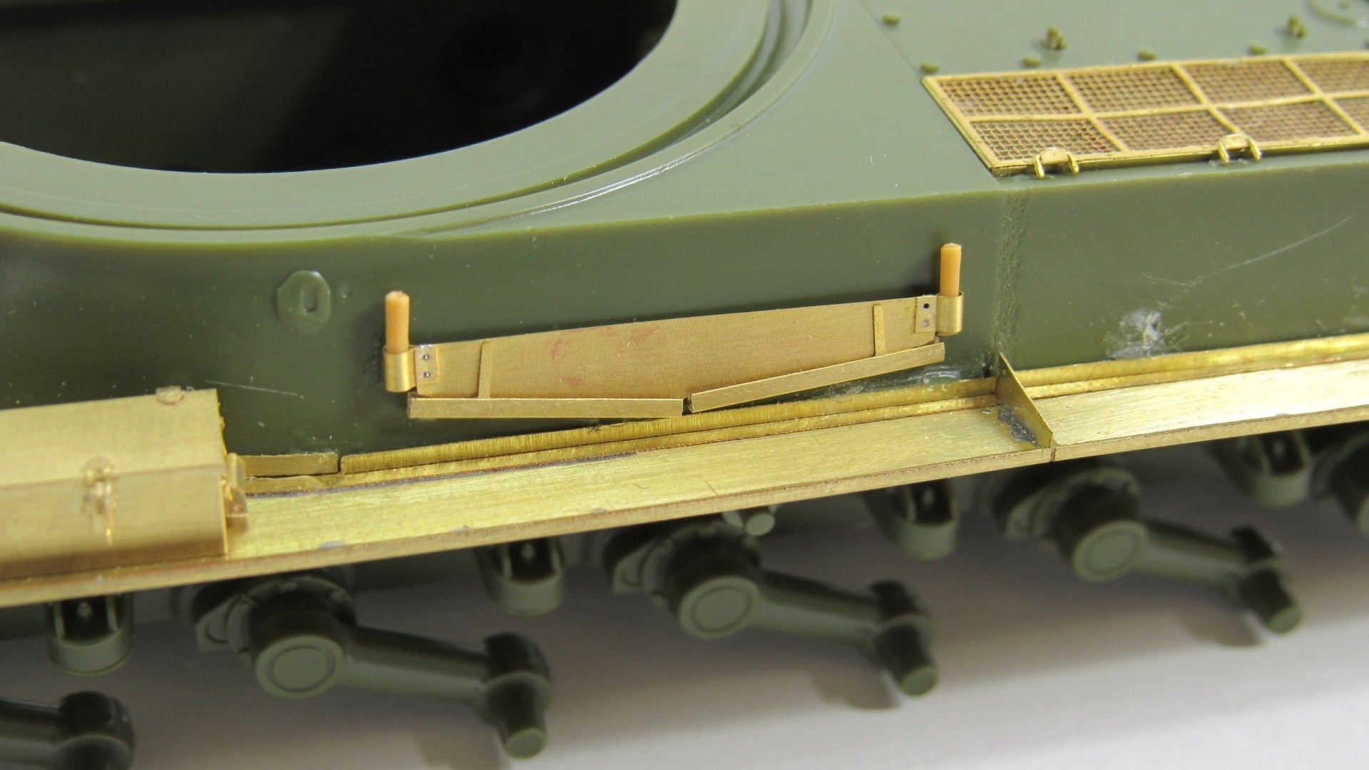 MD035640 Microdesign IS - 2 Basic Photo - etch Set 1/35 for Zvezda - imodeller.store
