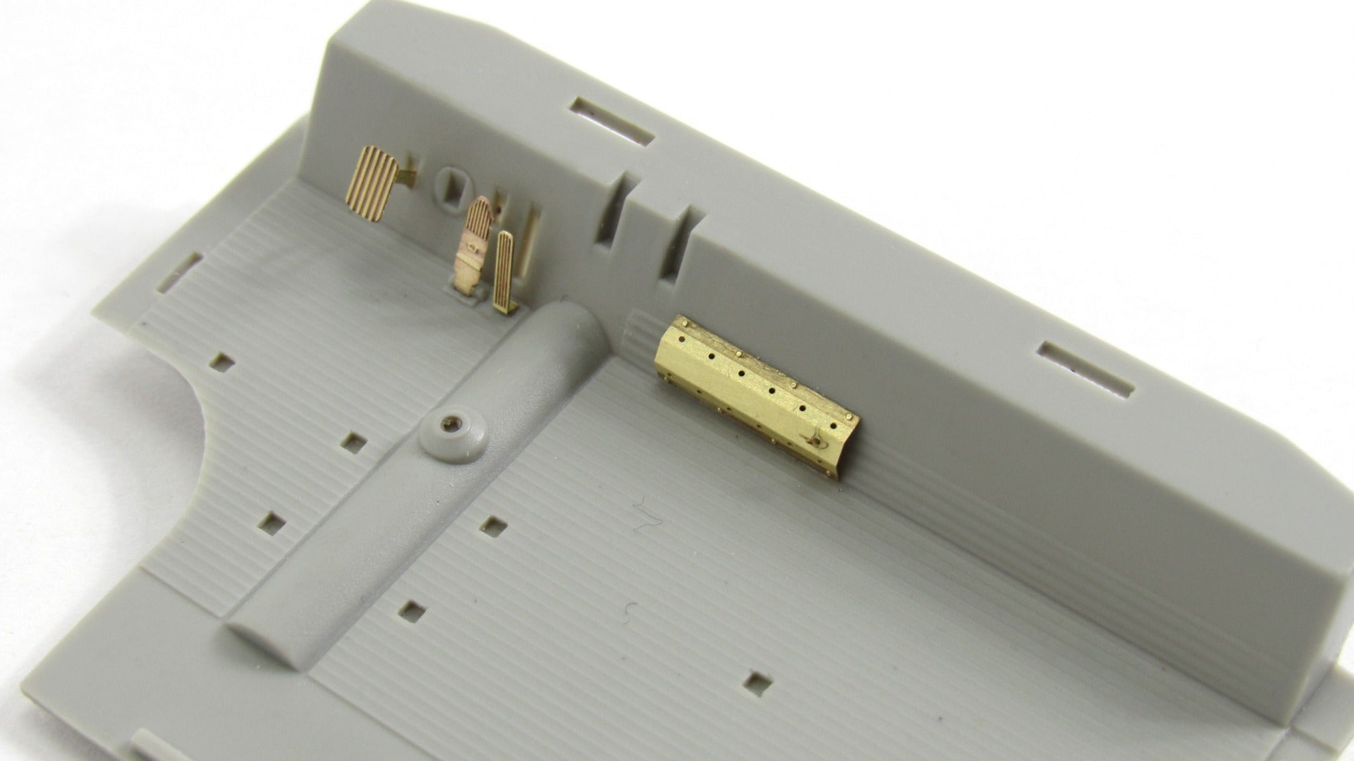 MD035643 Microdesign 1/35 Photo - Etch Set for 9K57 Uragan MLRS (Trumpeter) - imodeller.store