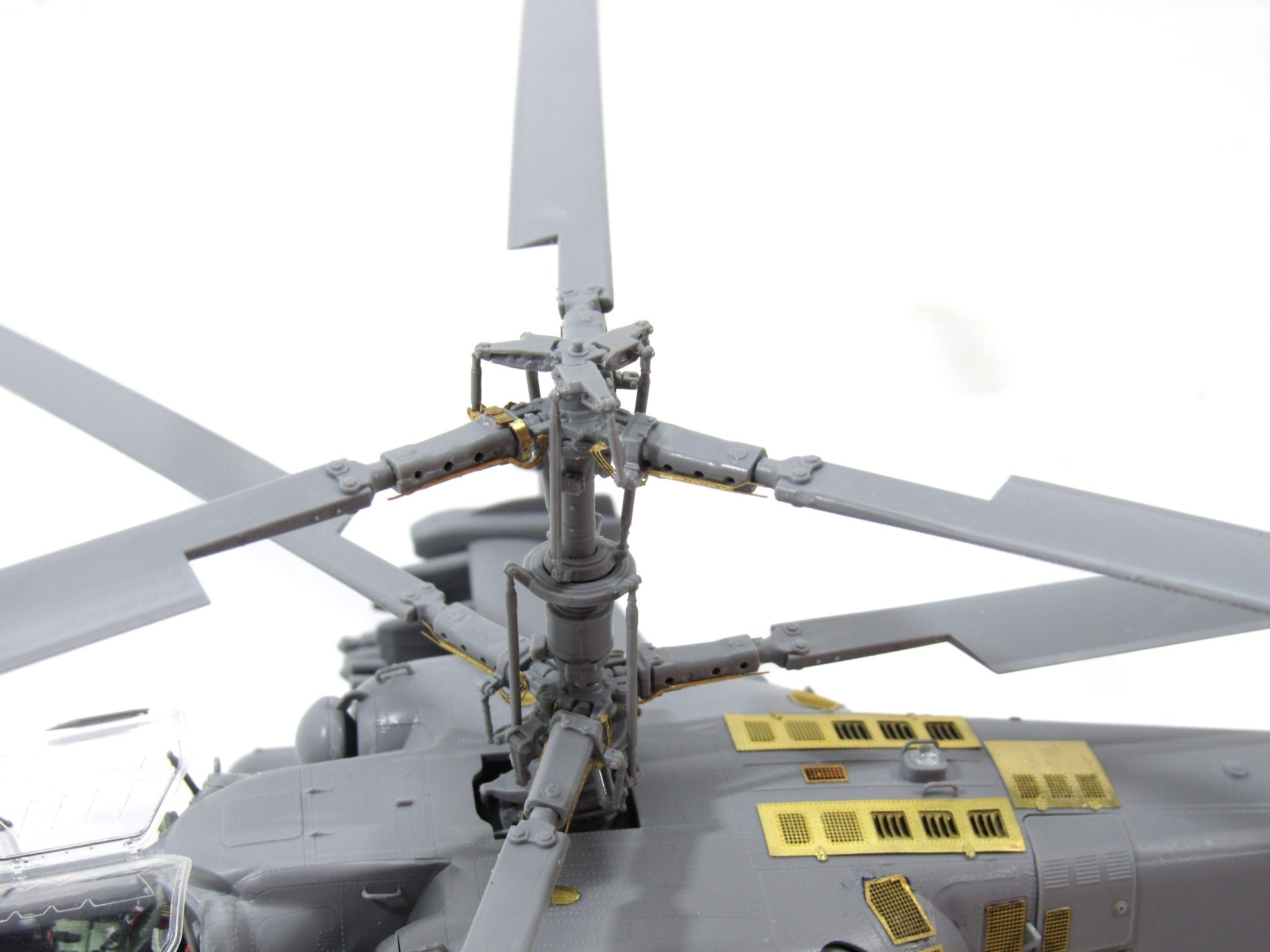 MD048058 Microdesign Ka - 52 "Alligator" Exterior Photo - Etch Set 1/48 for Zvezda - imodeller.store