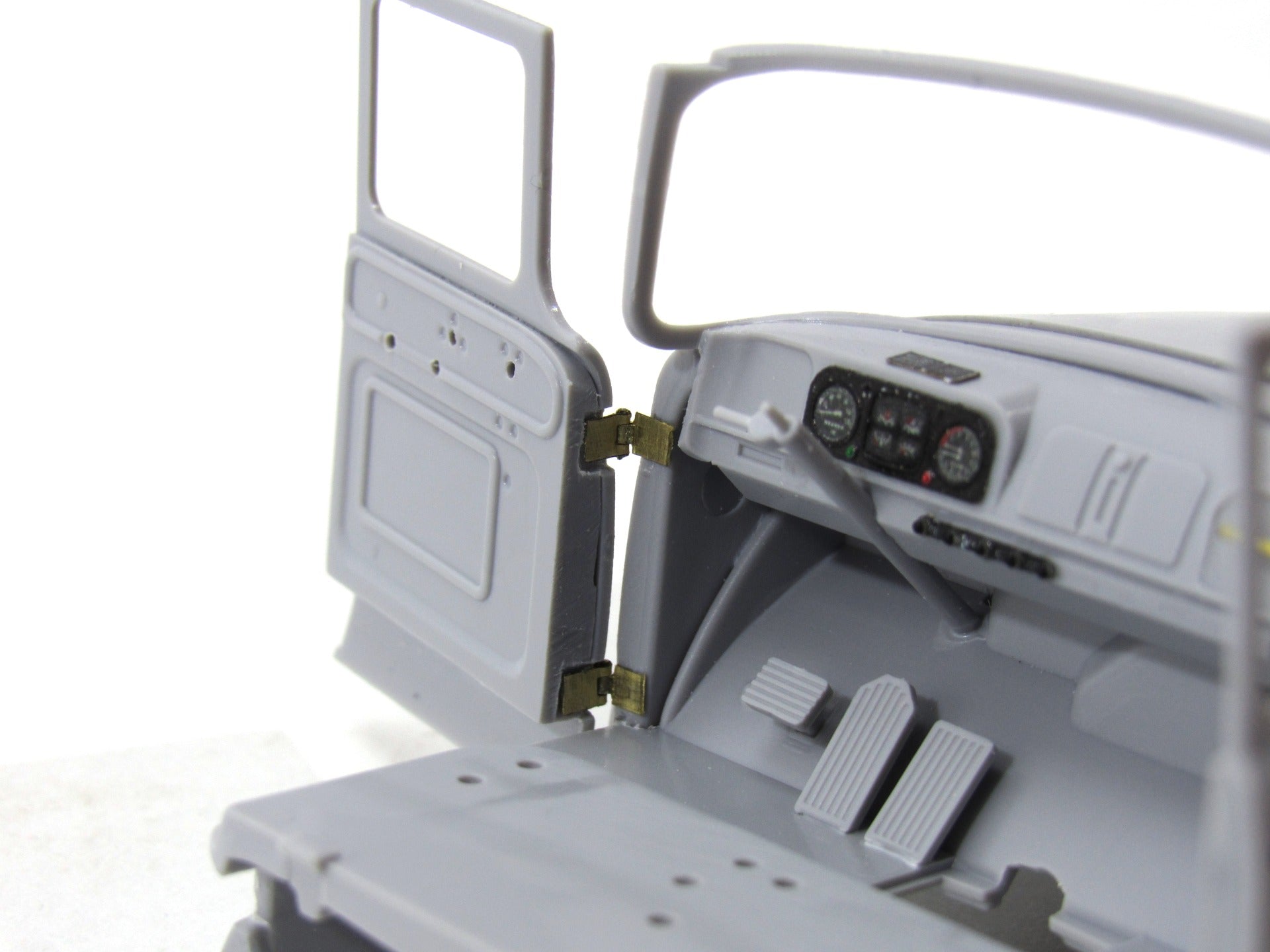 Photo - etched detail set for Soviet truck ZIL - 130 (AVD) - imodeller.store