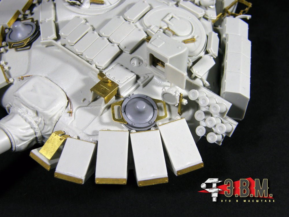 RS35099 E.V.M. 1/35 Model Accessory Electronic Warfare Complex "Volnorez" (2 units) - imodeller.store