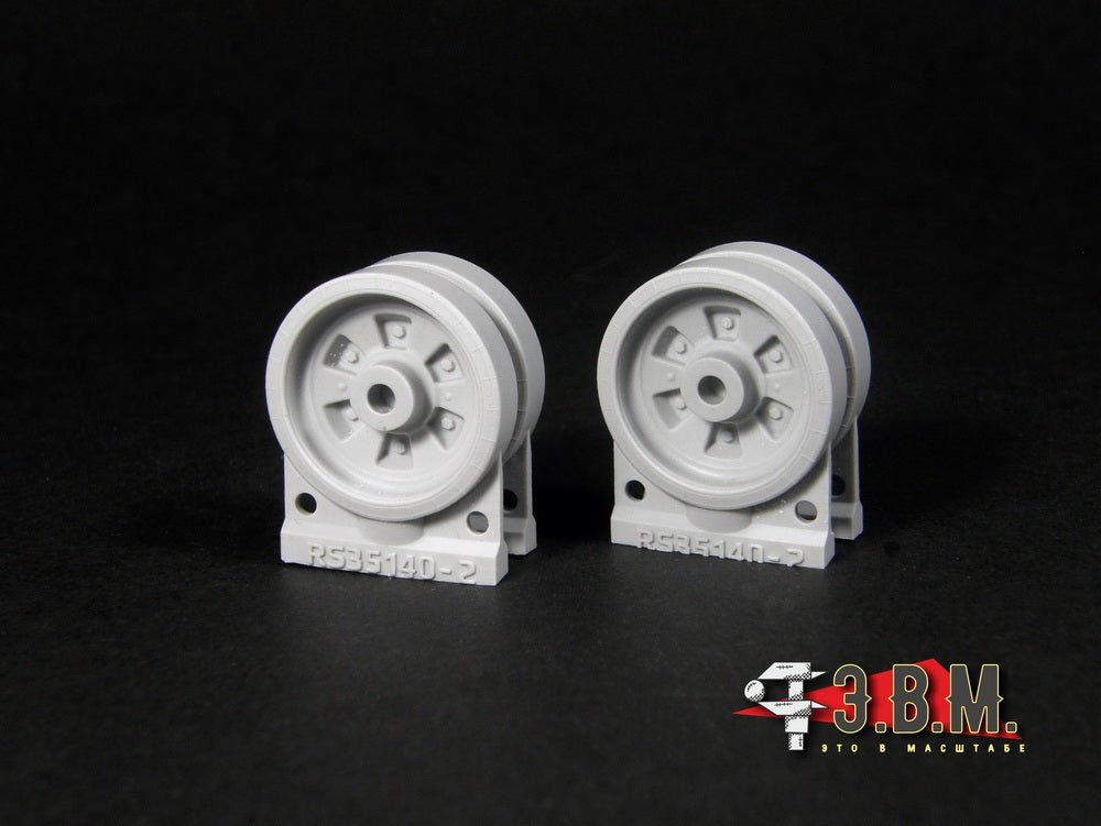 RS35140 E.V.M. 1/35 Road Wheels Set T - 72 - imodeller.store