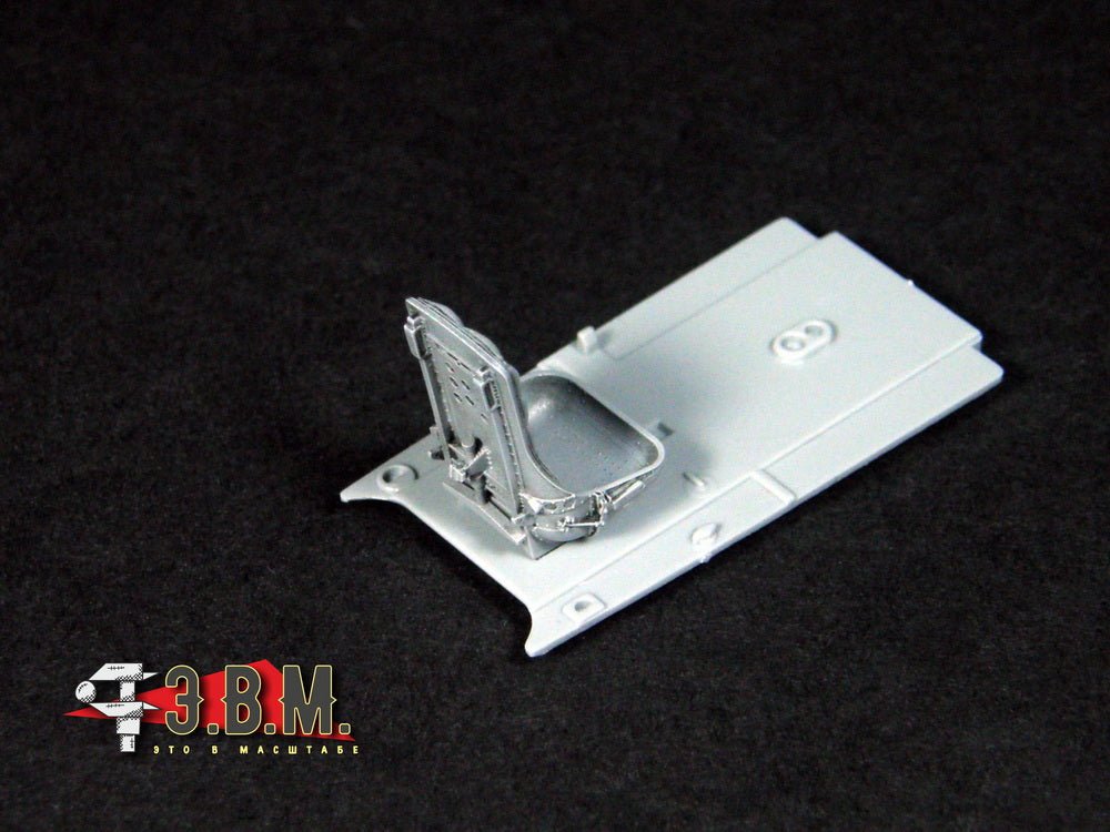RS48096 E.V.M. — Pilot Seat with Belts for LaGG - 3 - imodeller.store