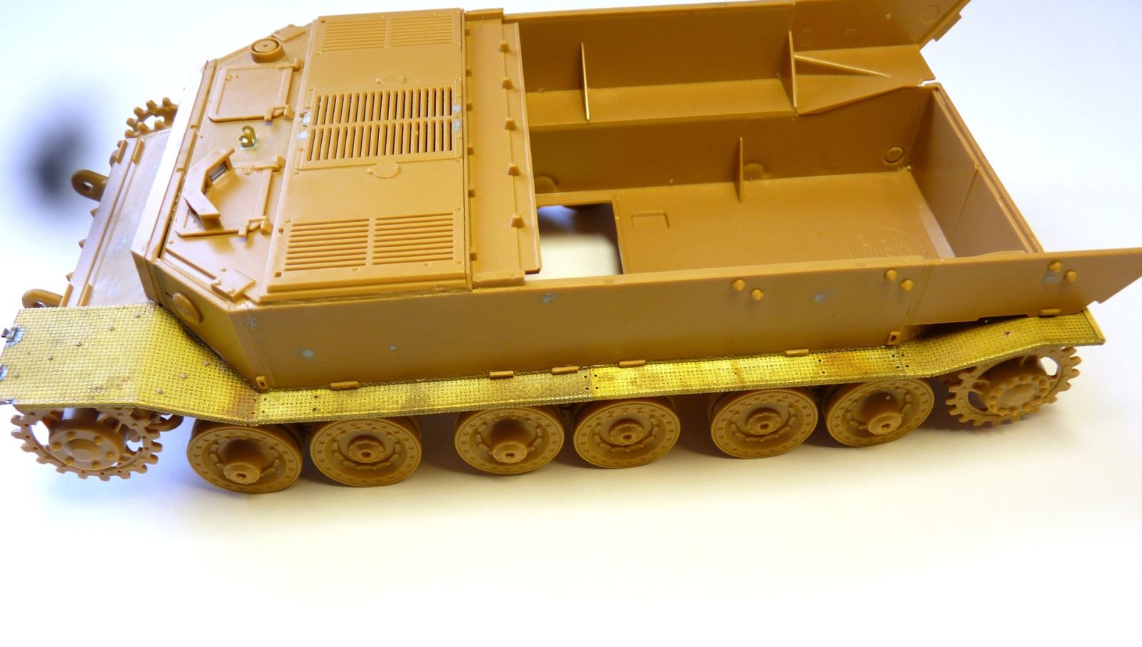 A set of supracumenic shelves on Ferdinand SD.Kfz 184 from a star (1:35) - imodeller.store