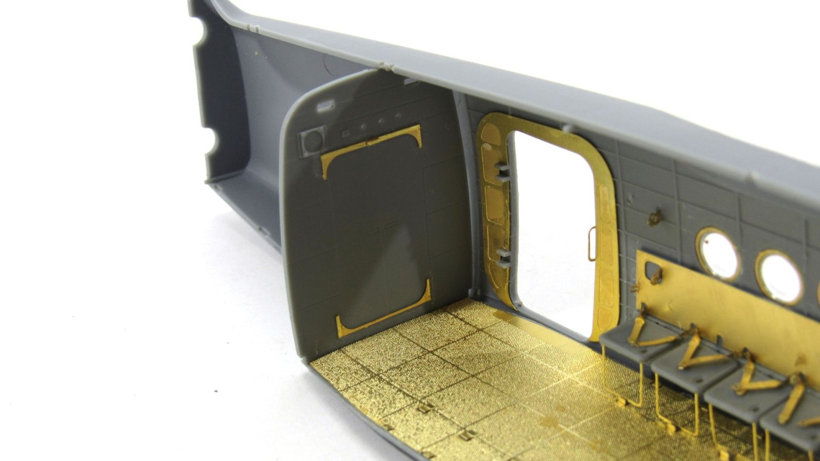 An-2 (Hobby Boss) landing and transport compartment - imodeller.store