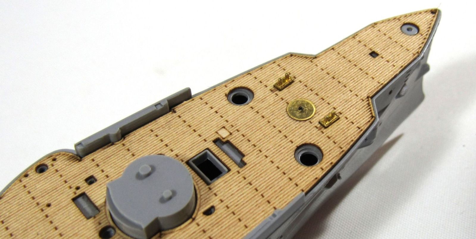 Deck of the cruiser "Varangian" - imodeller.store