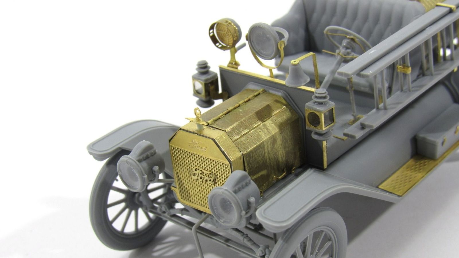 Ford T Fire Truck (ICM) - imodeller.store