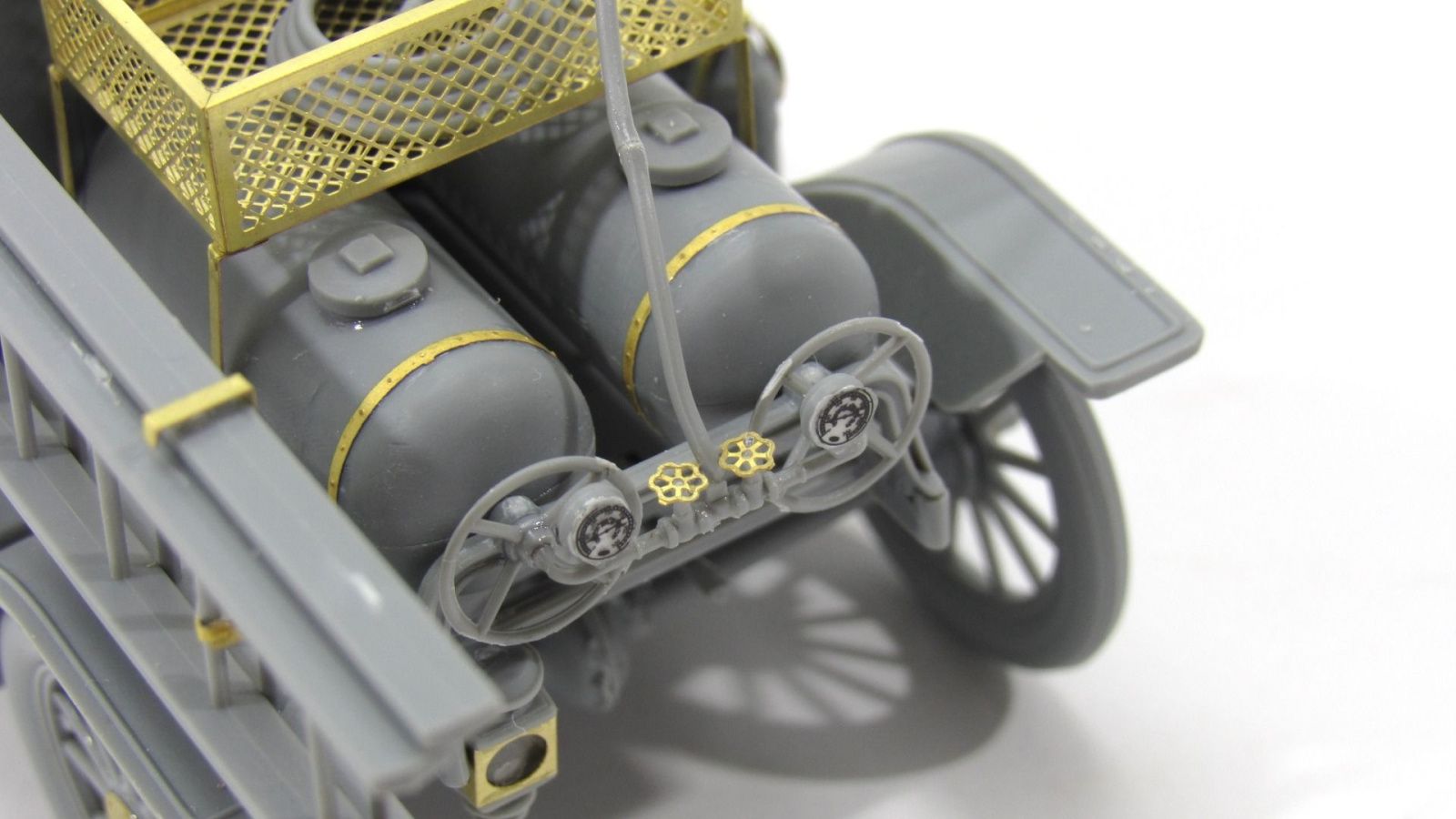 Ford T Fire Truck (ICM) - imodeller.store