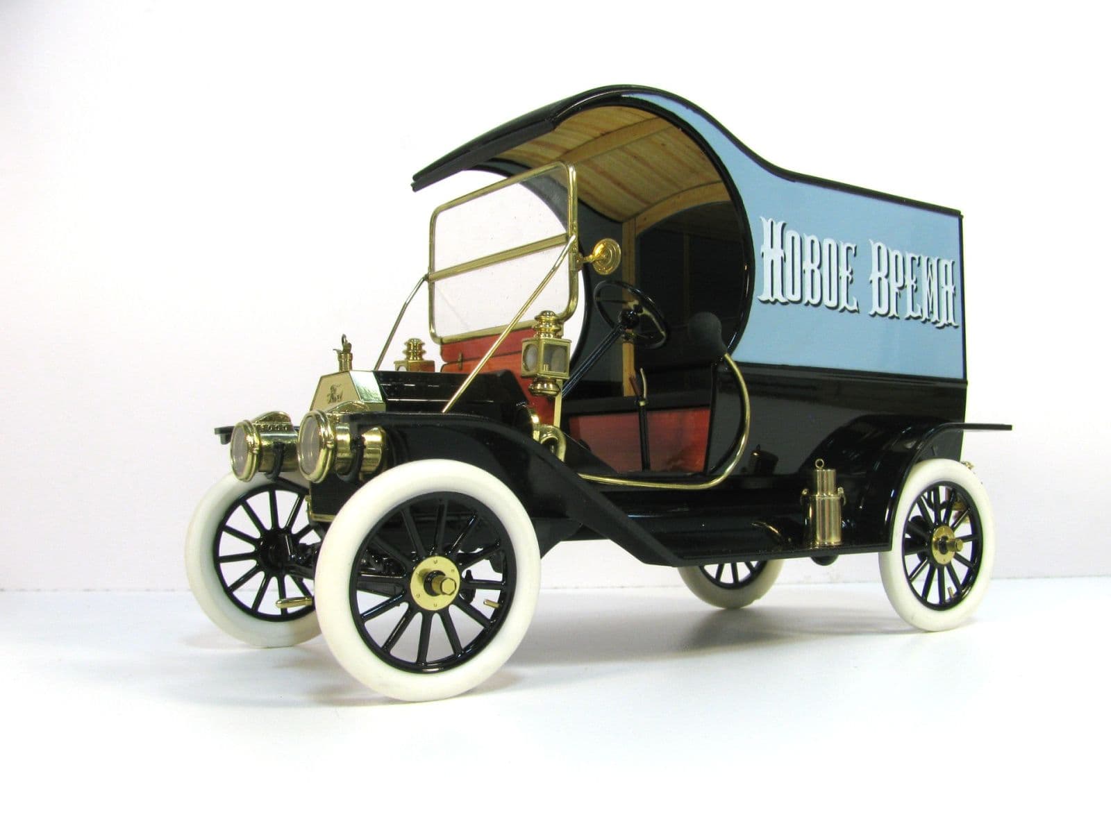 Ford-T van from ICM - imodeller.store