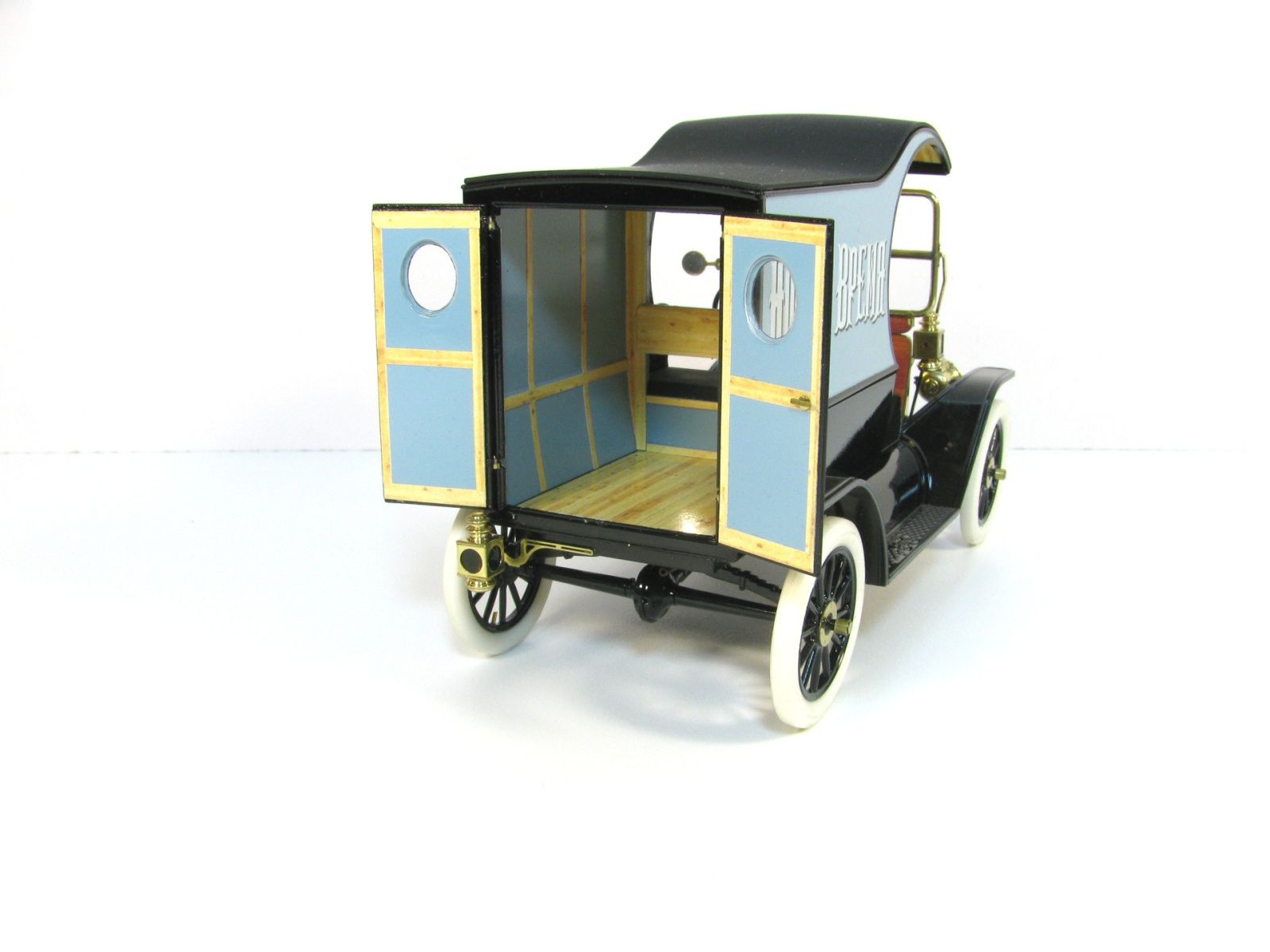 Ford-T van from ICM - imodeller.store