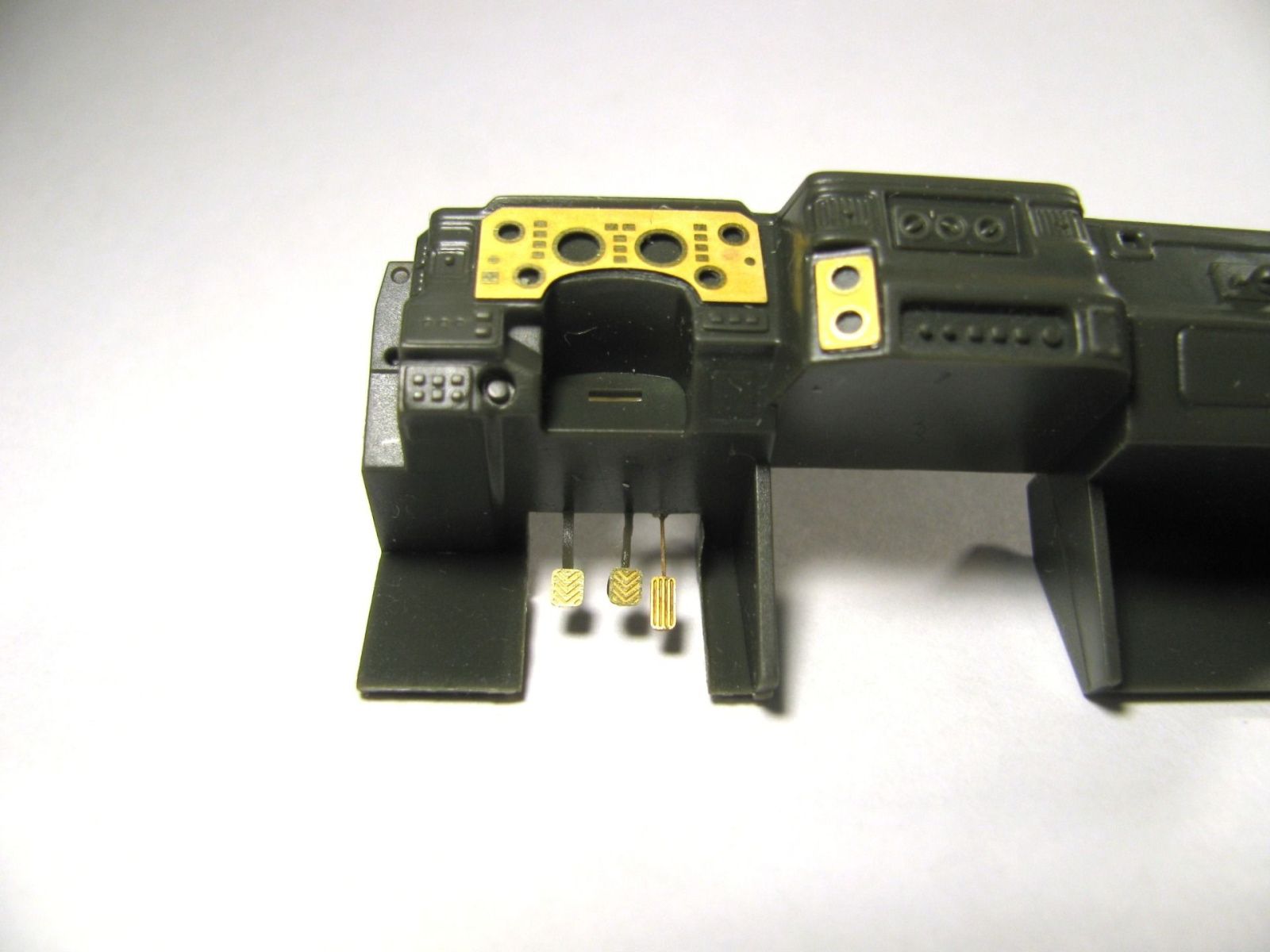 GAZ Tiger Exterior (Meng) - imodeller.store