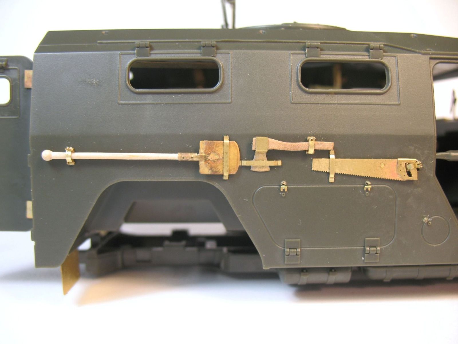 GAZ Tiger Exterior (Meng) - imodeller.store
