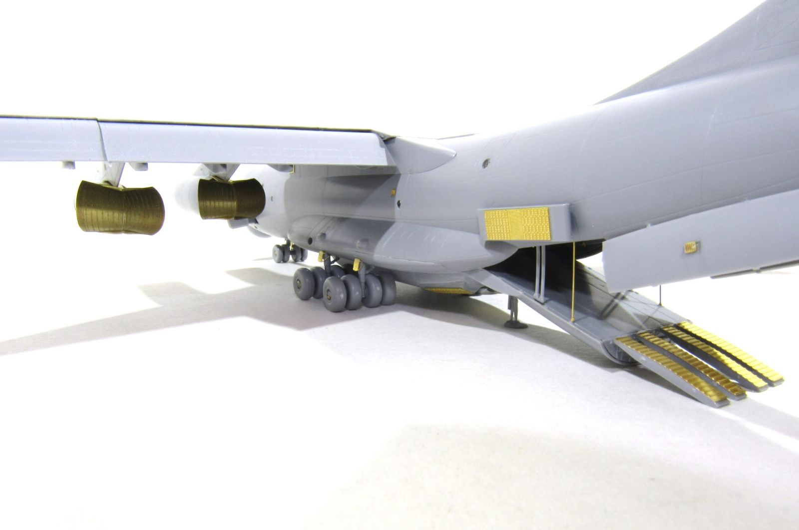 IL-76MD interior (star) - imodeller.store