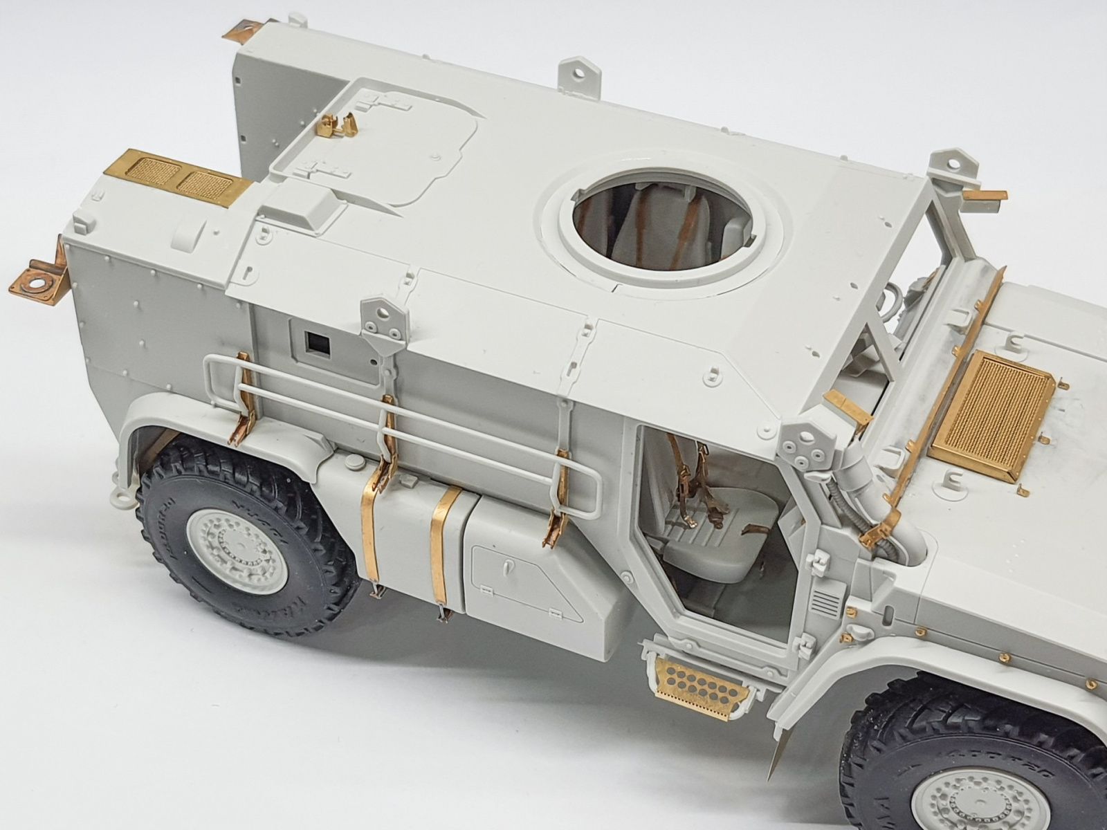 K-4386 "TIFUN" Airborne Forces (Meng) - imodeller.store