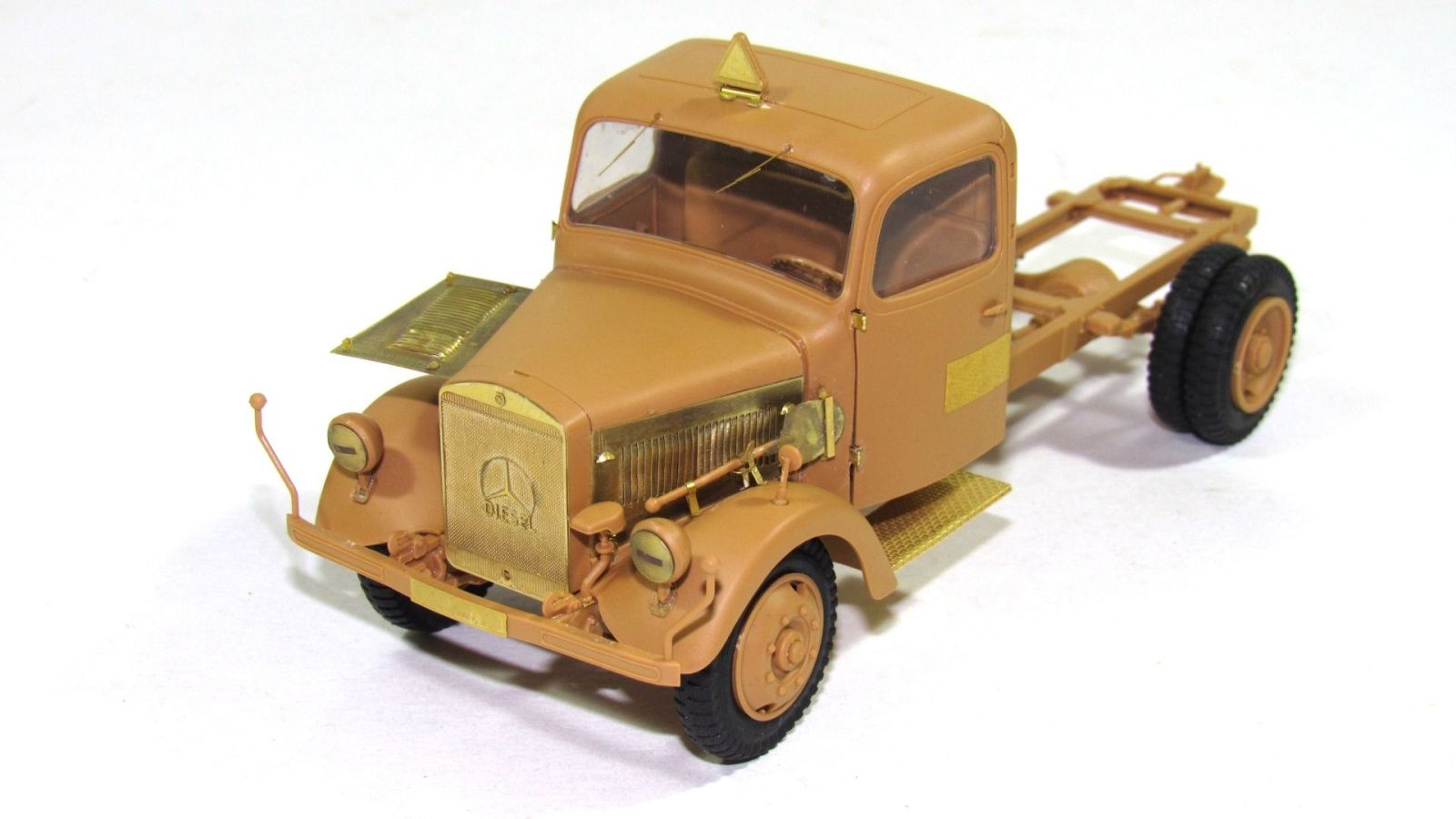 L-3000 from ICM - imodeller.store