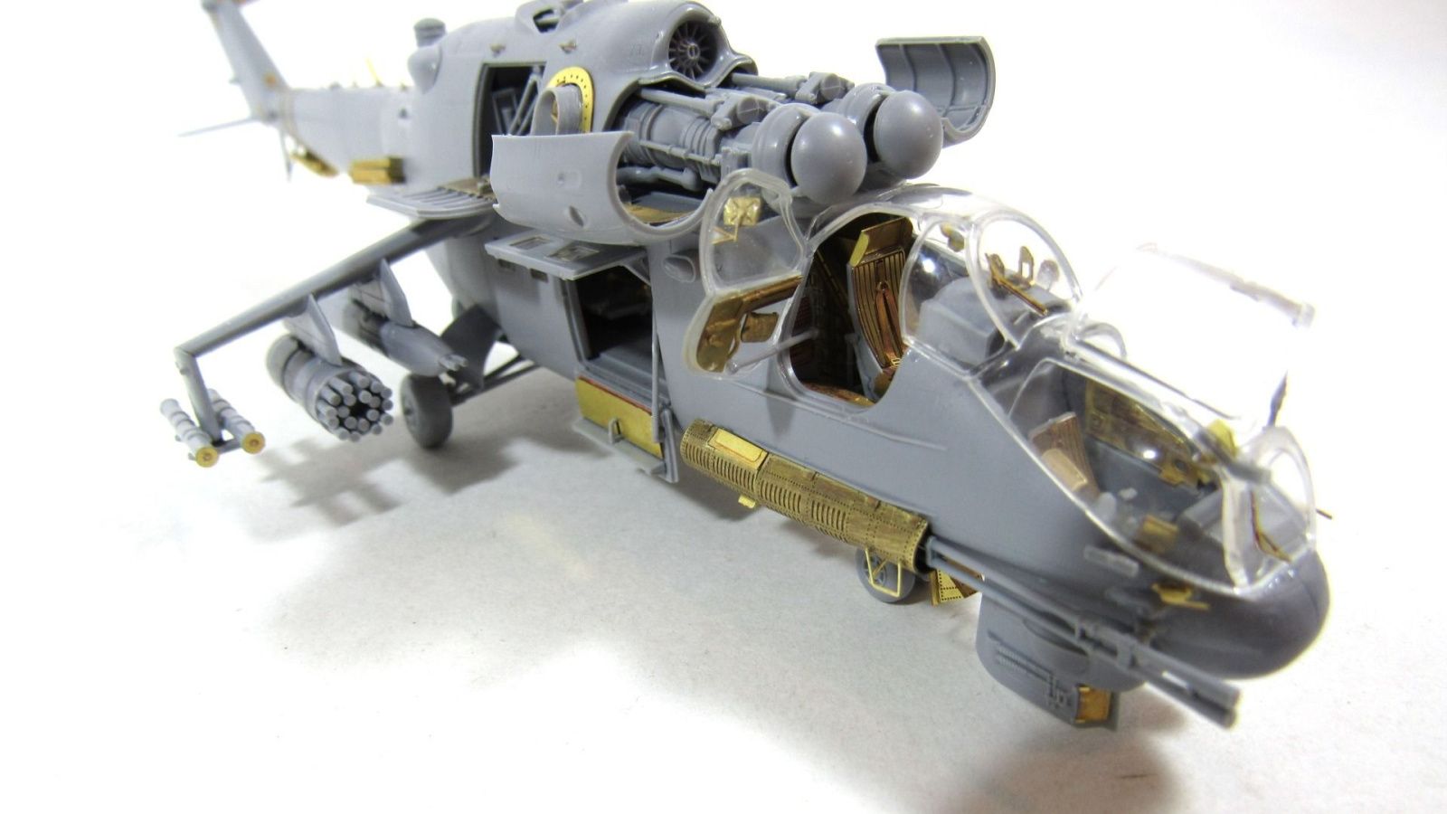 Mi-24 V/VP/P exterior (star) - imodeller.store