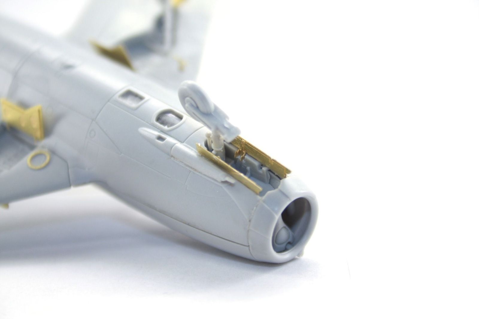 MiG-15uti (modelist, Hobby Boss) - imodeller.store