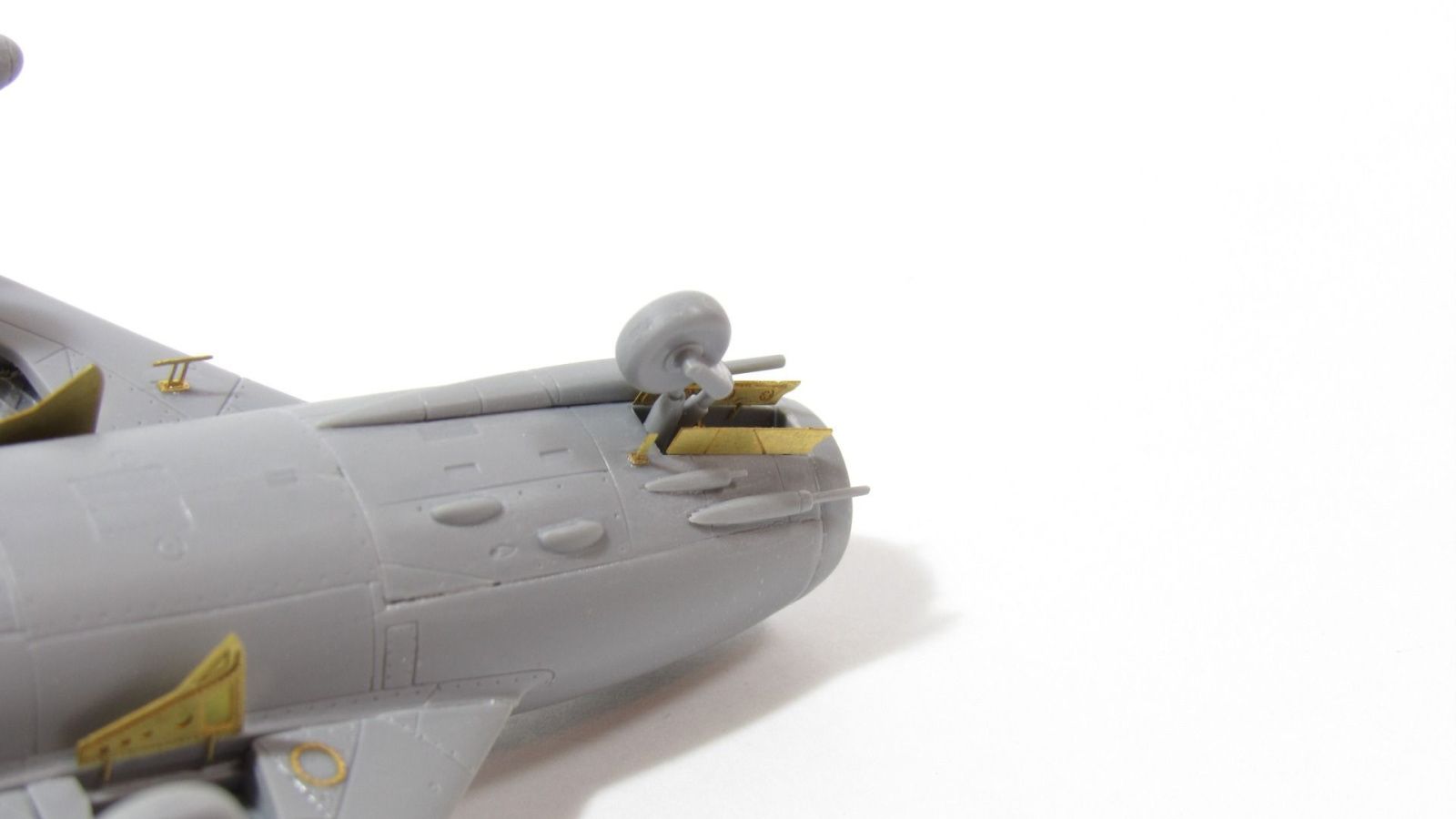 MiG-17 - imodeller.store