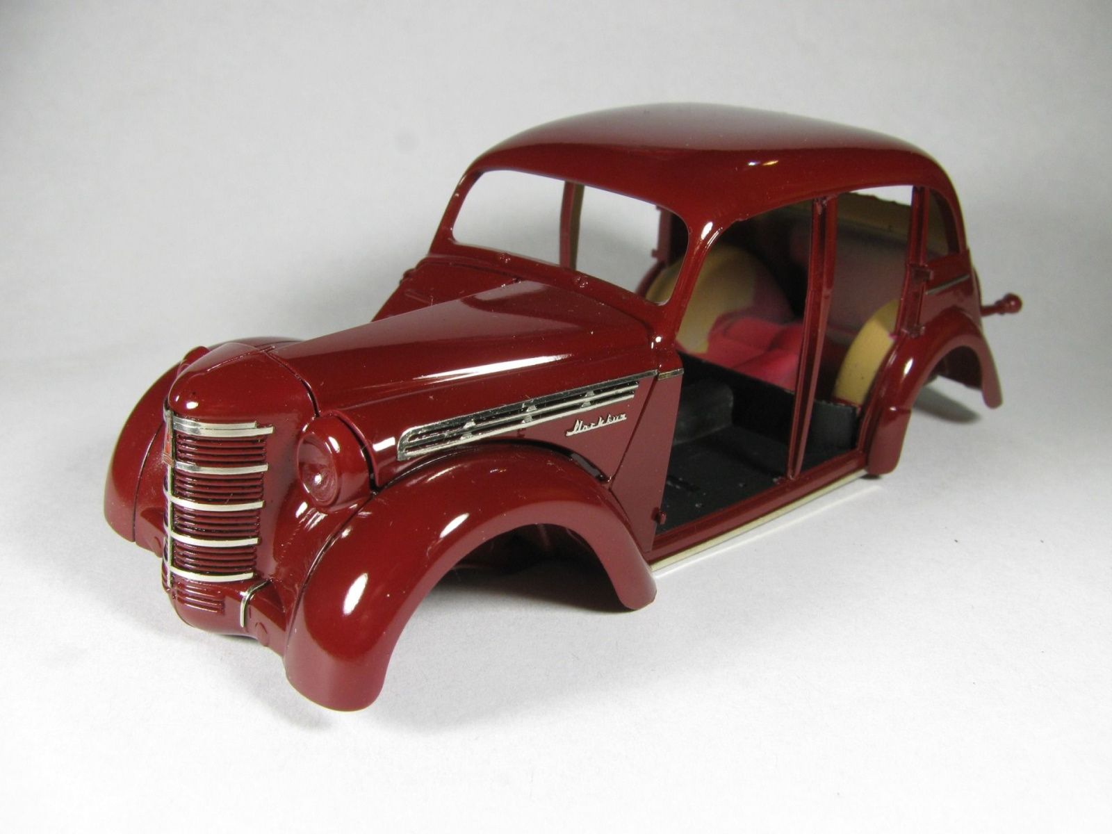 Moskvich-401 from ICM - imodeller.store