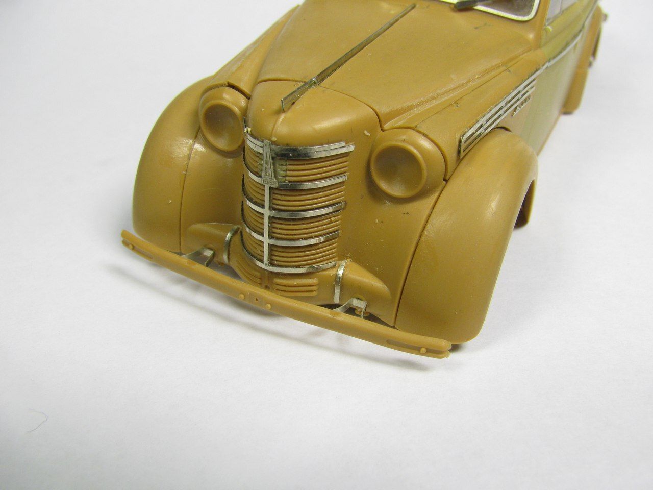 Moskvich-401 from ICM - imodeller.store
