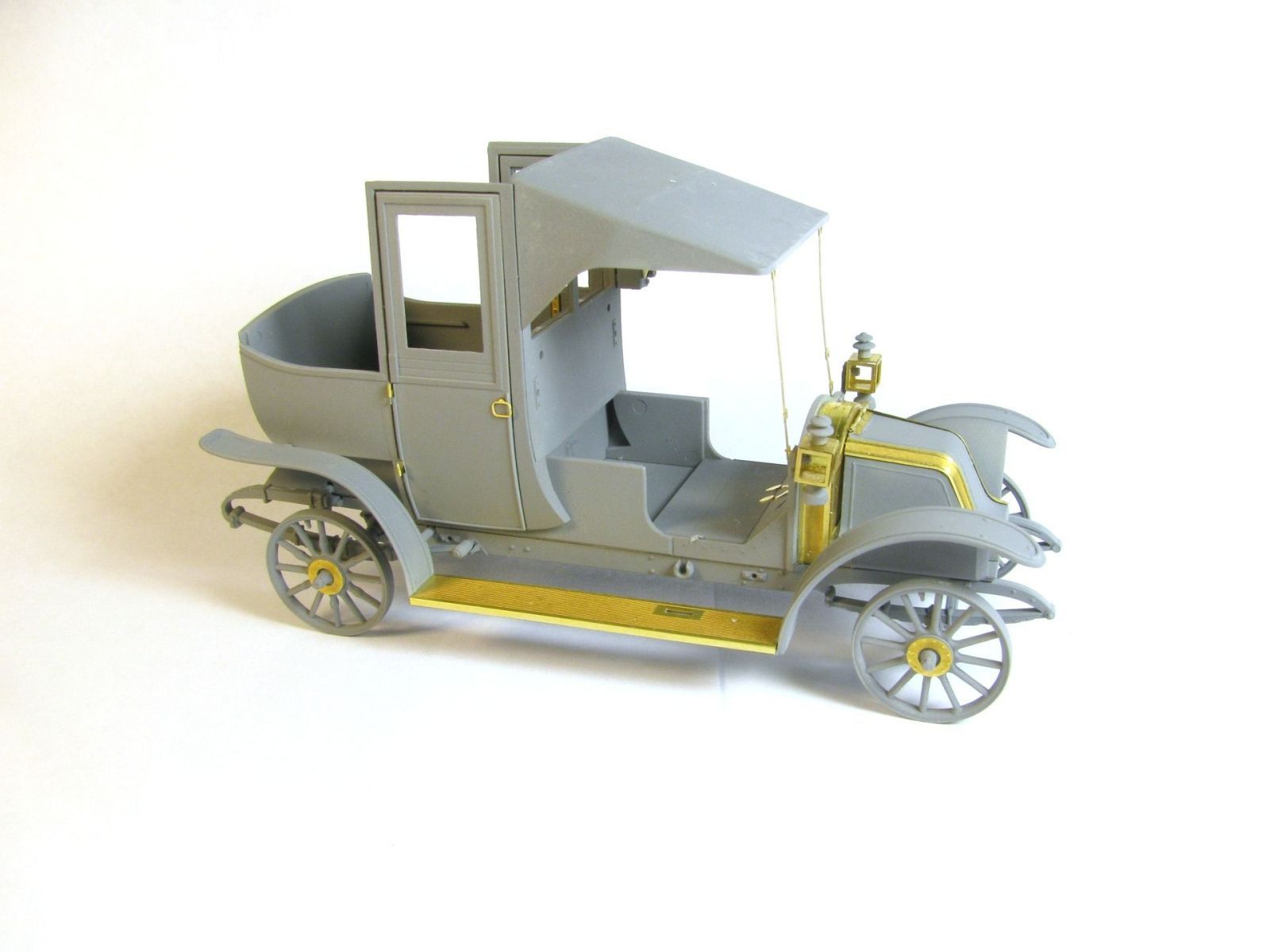 Renault AG1 Marne Taxi from ICM - imodeller.store