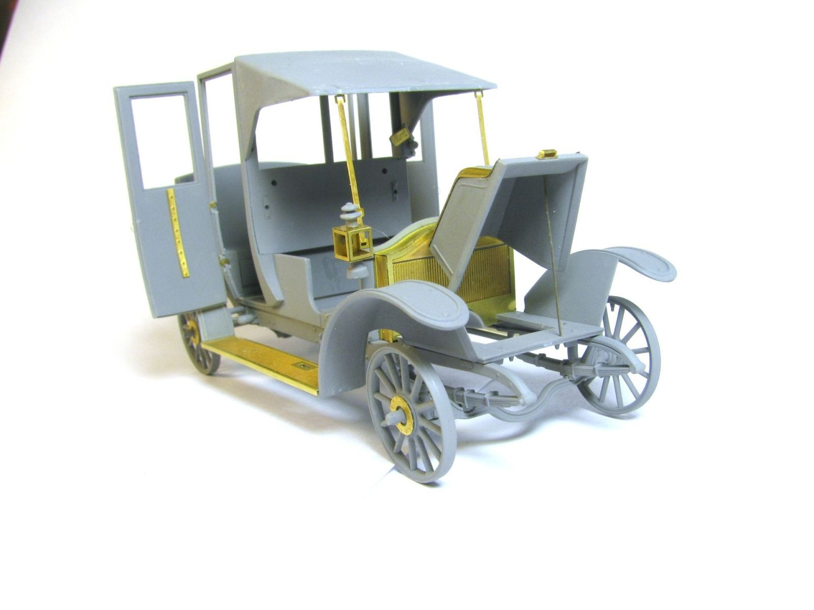 Renault AG1 Marne Taxi from ICM - imodeller.store