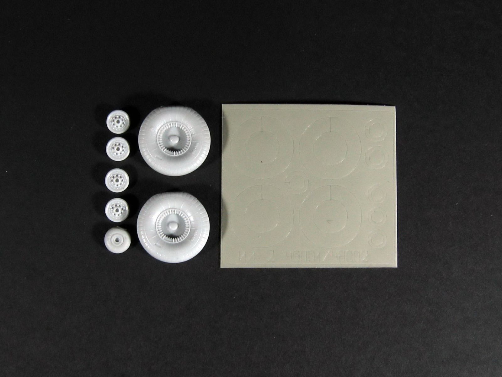 RS48001 IL-2 Wheels of chassis Early/Star/(1/48) - imodeller.store