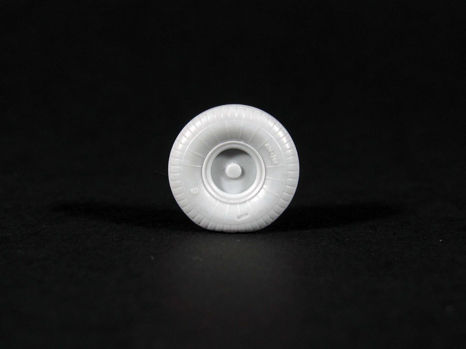 RS48001 IL-2 Wheels of chassis Early/Star/(1/48) - imodeller.store