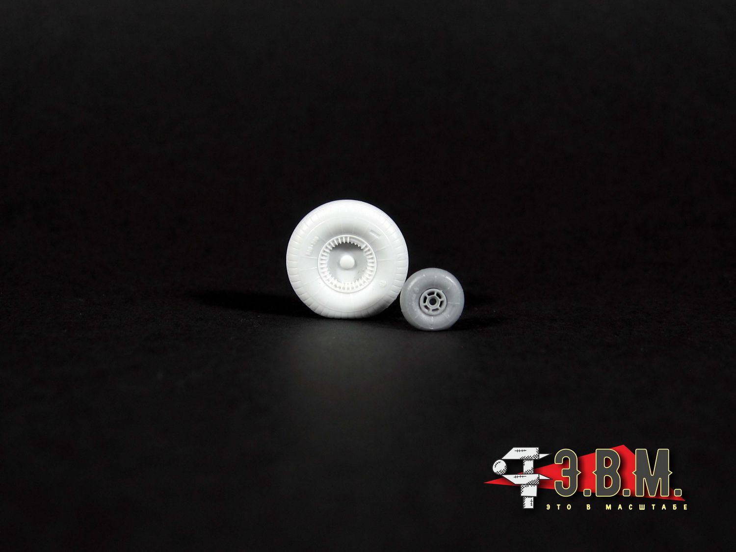 RS48002 IL-2 Wheels of chassis late (1/48) - imodeller.store