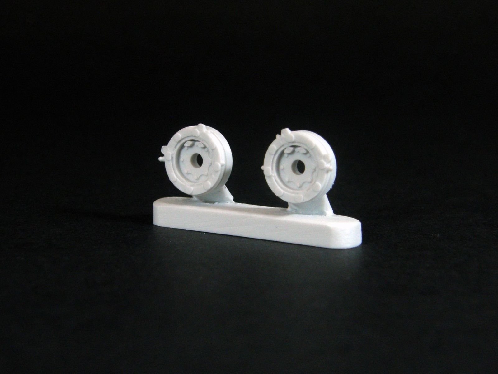 RS48015 Chassis wheels for the Su-30 aircraft model (1:48) - imodeller.store