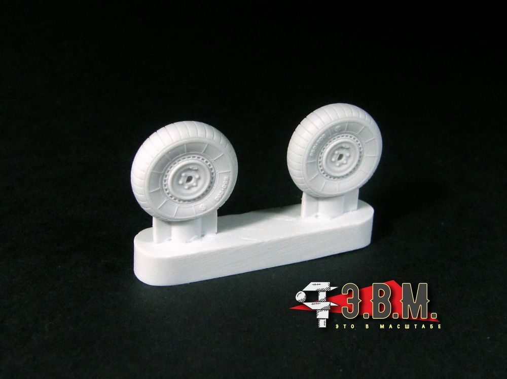 RS48021 Yak-9 chassis wheels (for soil airfields) (1:48) - imodeller.store
