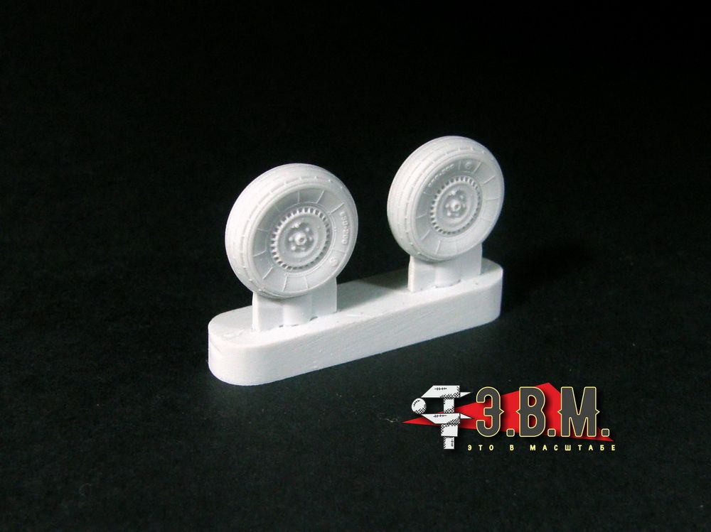 RS48022 Yak-9 chassis wheels (for concrete airfields) (1:48) - imodeller.store