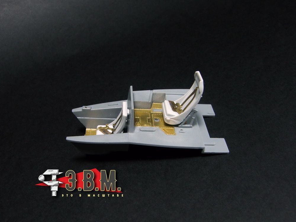 RS48028 Mi-24/Mi-35 pilots (1:48) - imodeller.store