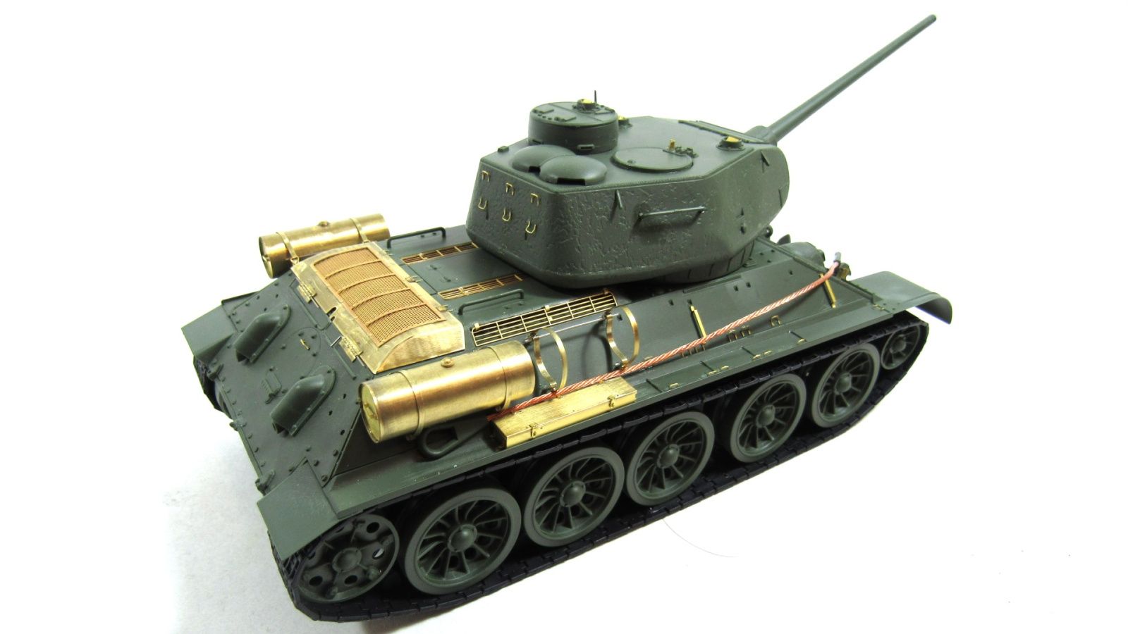 T-34/85 from ICM - imodeller.store