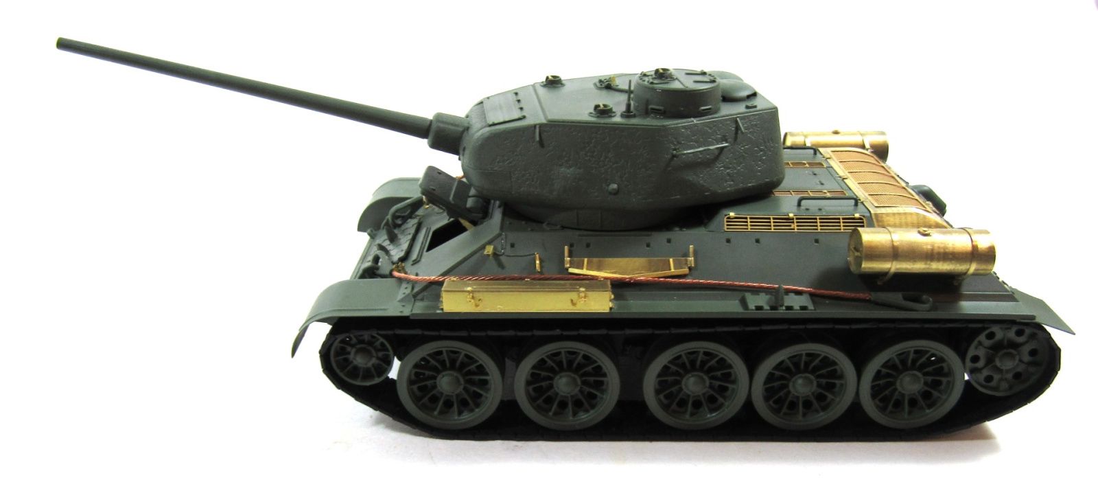 T-34/85 from ICM - imodeller.store