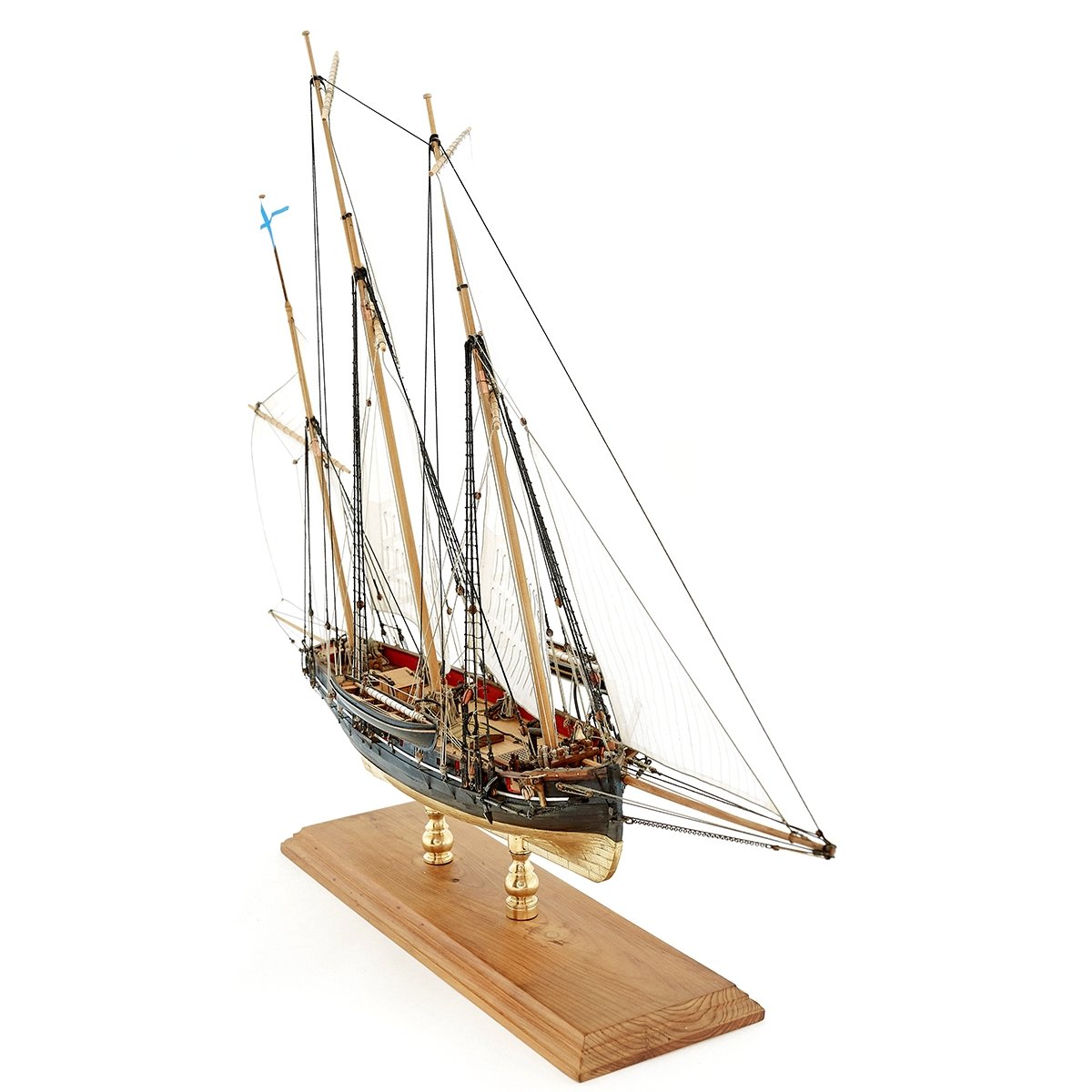 The team of wooden model "Luher Peterhof" - imodeller.store