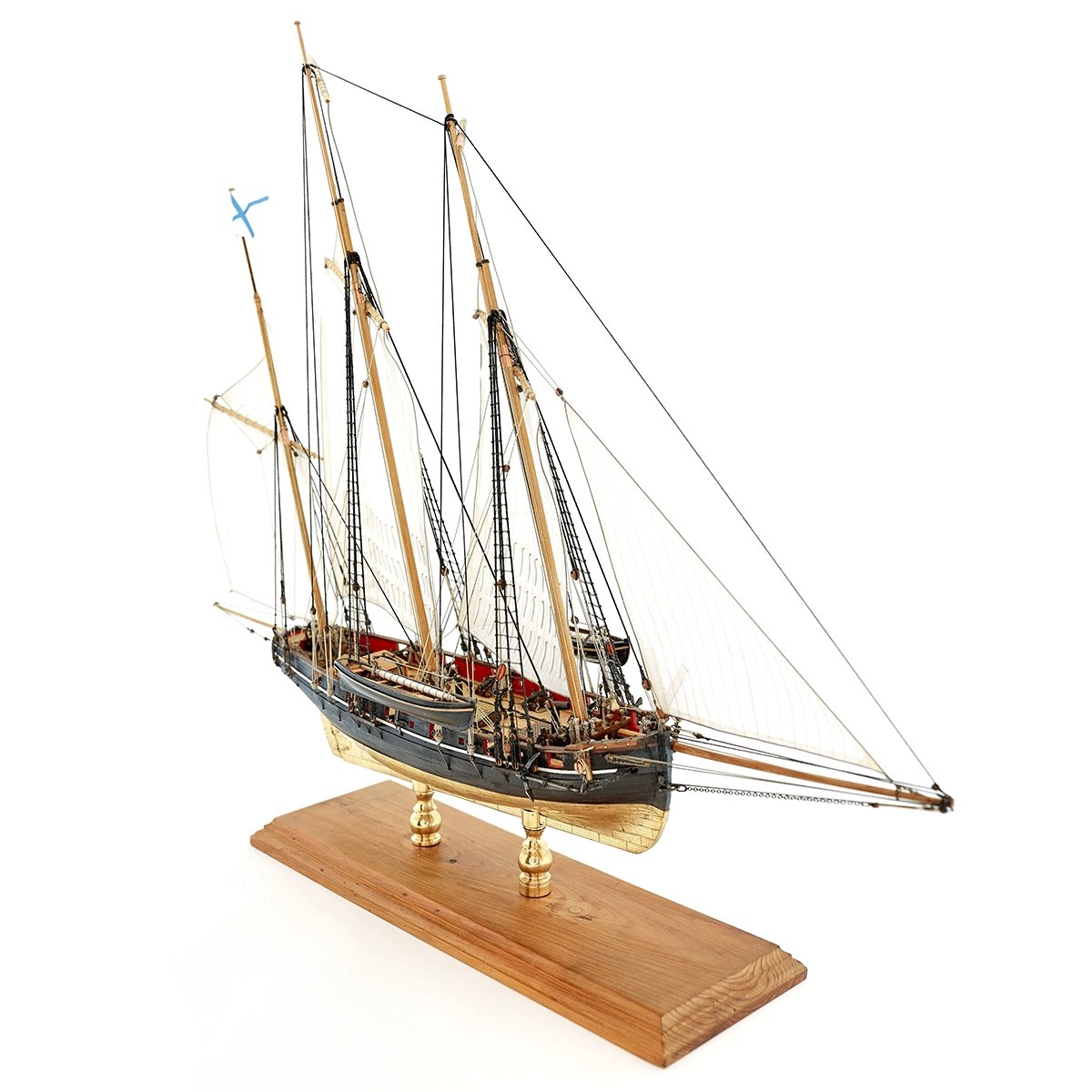 The team of wooden model "Luher Peterhof" - imodeller.store