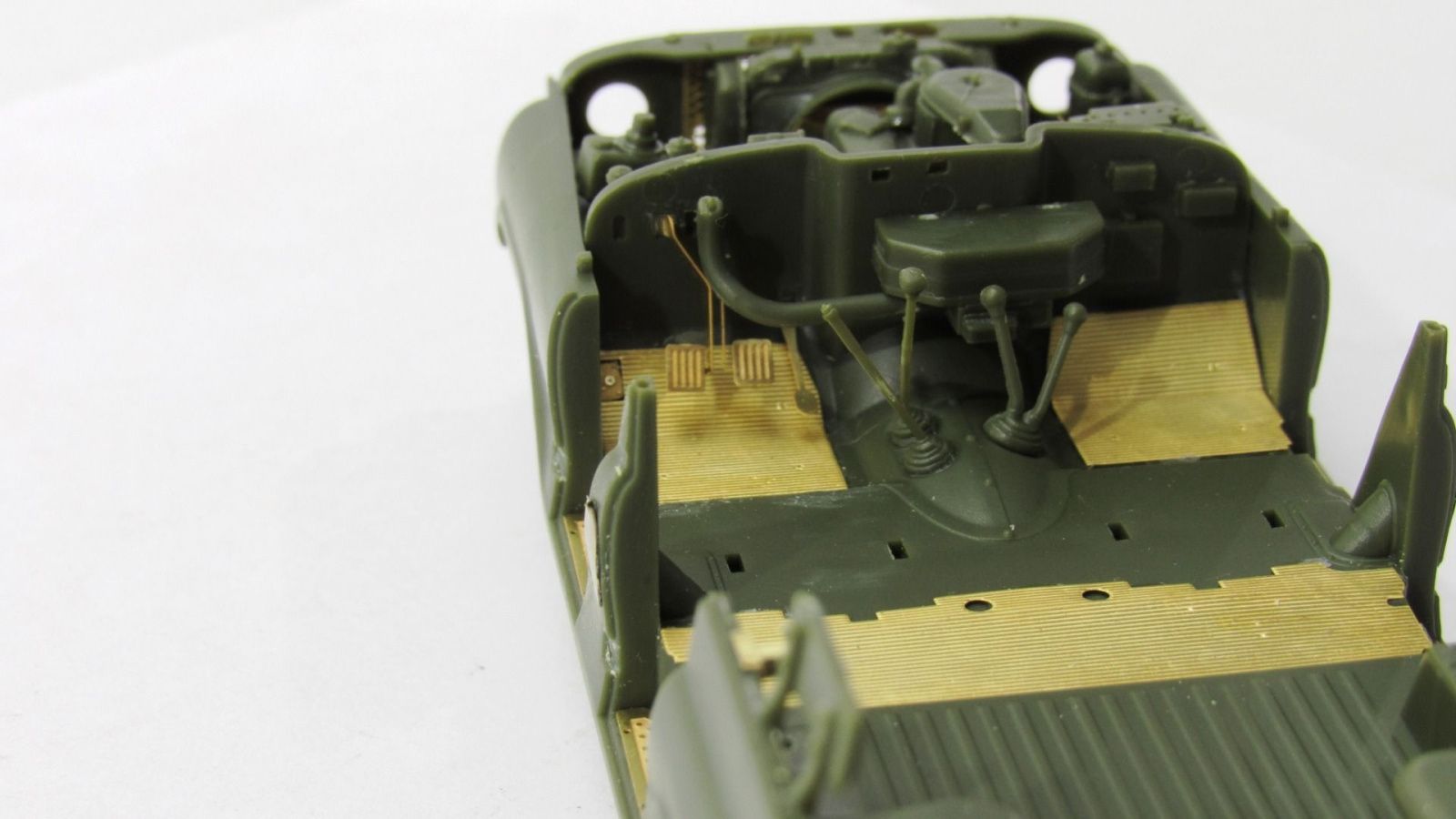 UAZ 469 (Trumpeter) - imodeller.store