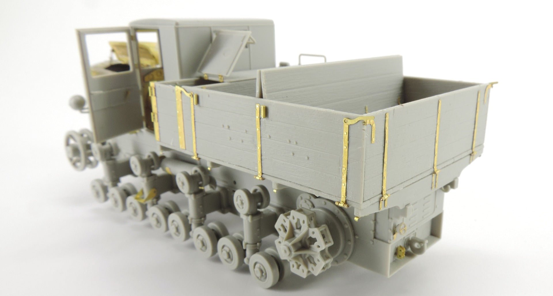 1/35 Komintern artillery tractor 'Basic Set' (Trumpeter) Photo - etched detailing kit - imodeller.store