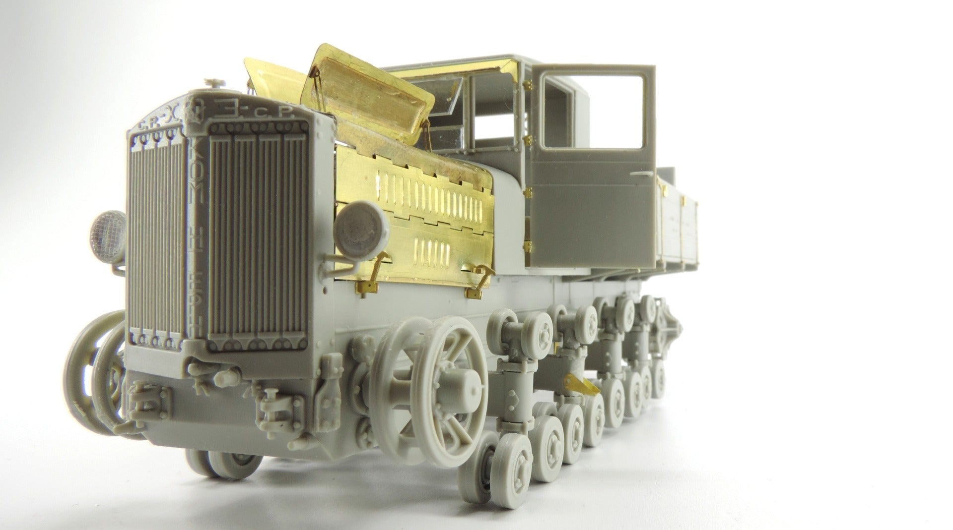 1/35 Komintern artillery tractor 'Basic Set' (Trumpeter) Photo - etched detailing kit - imodeller.store