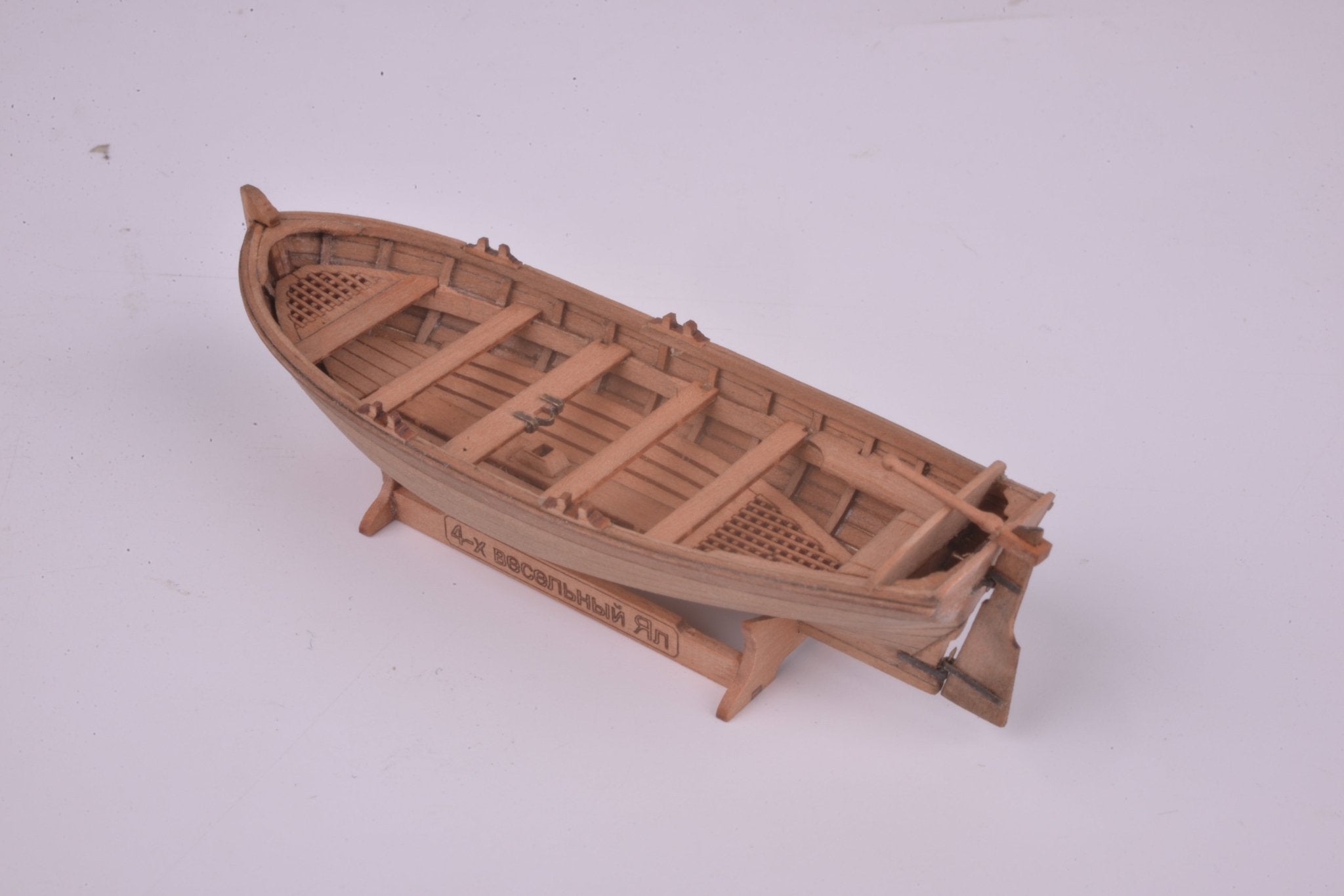 1/72 Yawl 4 wooden boat with mast and oars model kit - Master Korabel - imodeller.store