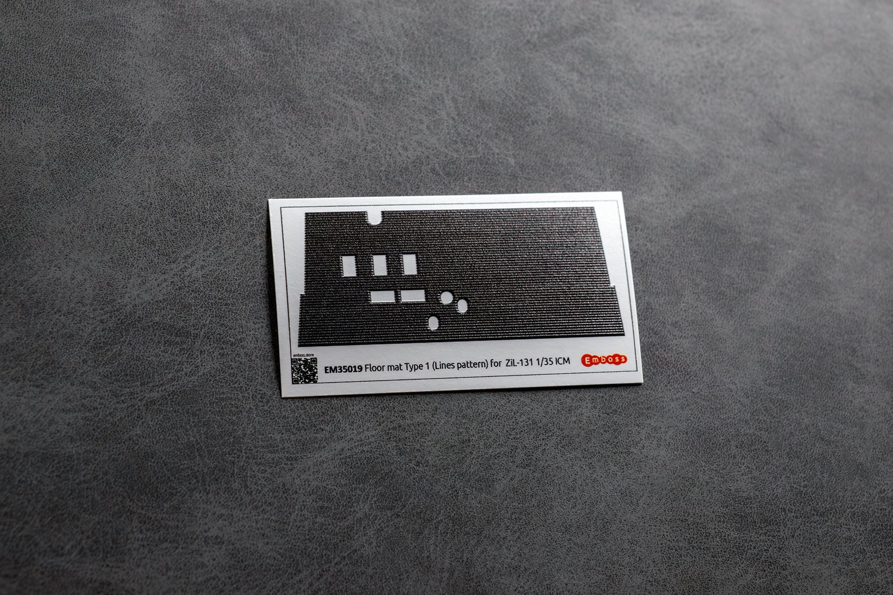 Floor mat Type 1 (lines pattern) for ZiL-131 ICM 1/35 (3D decal)