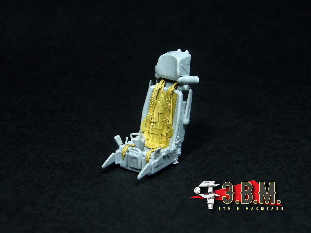 RS48077-13.jpg