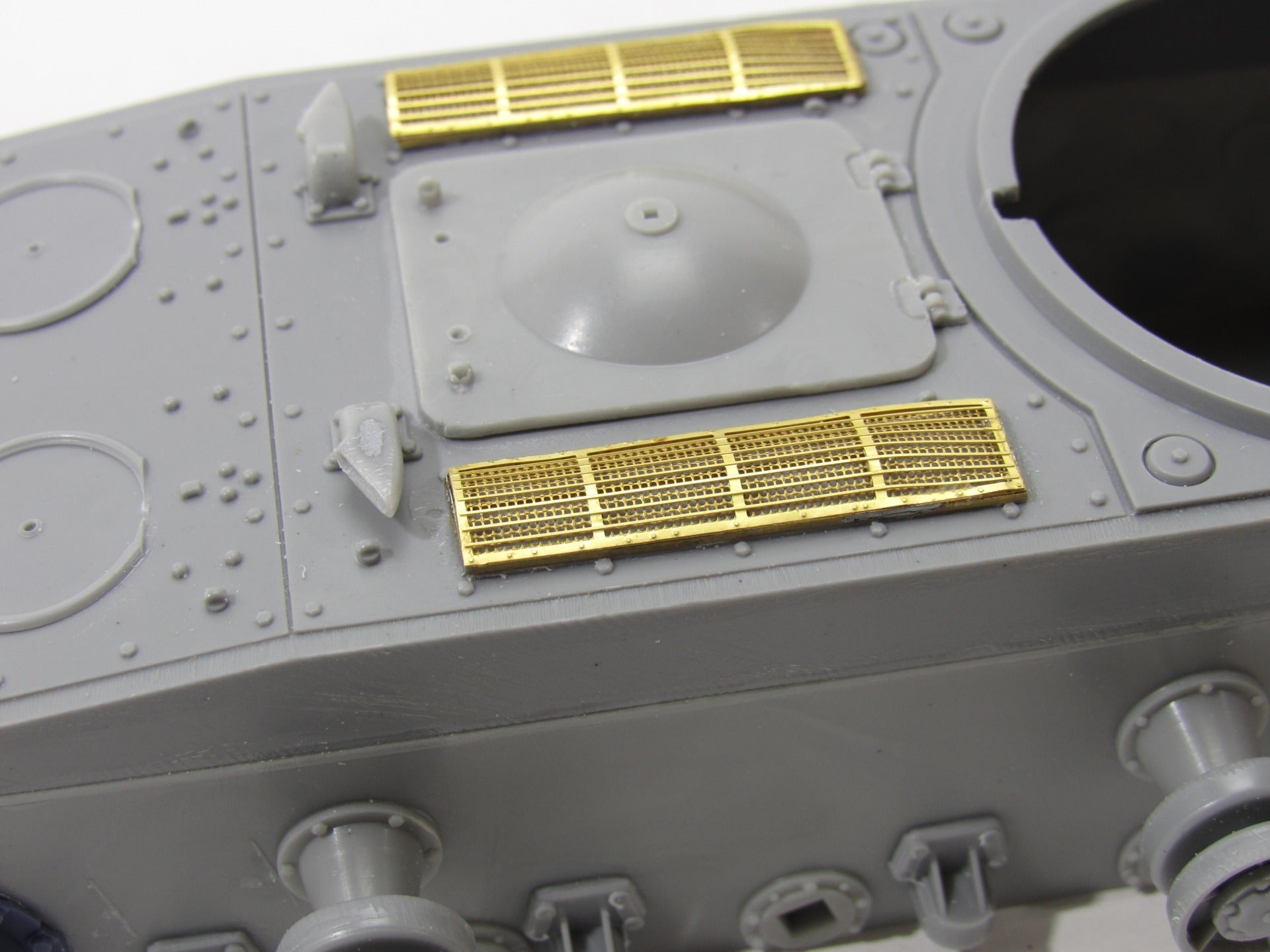 MD035585 Microdesign KV Tank Engine Deck Grilles Photo - Etch Set 1/35 - imodeller.store